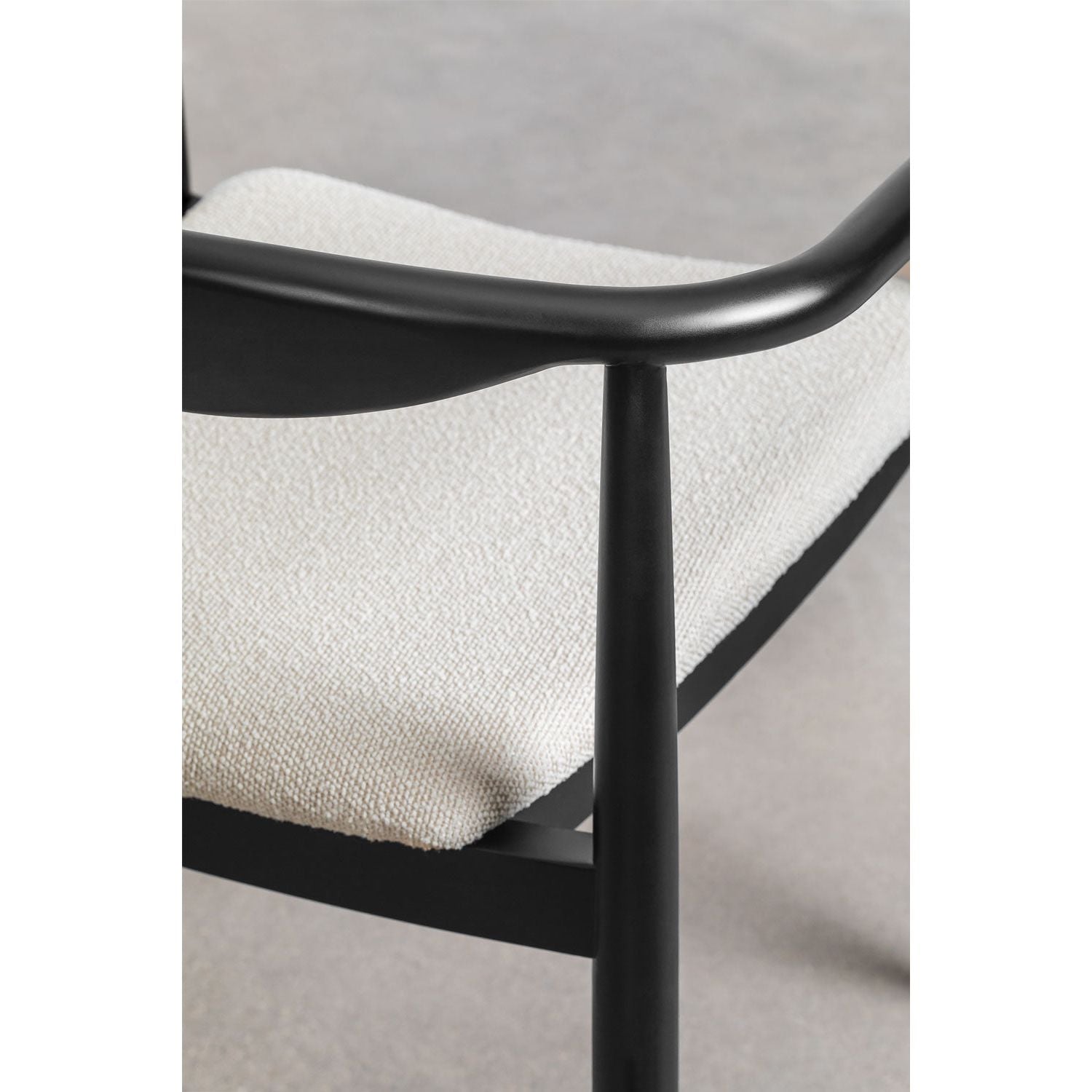 Valgomojo kėdė MALLORY, akacijos mediena, juoda spalva
