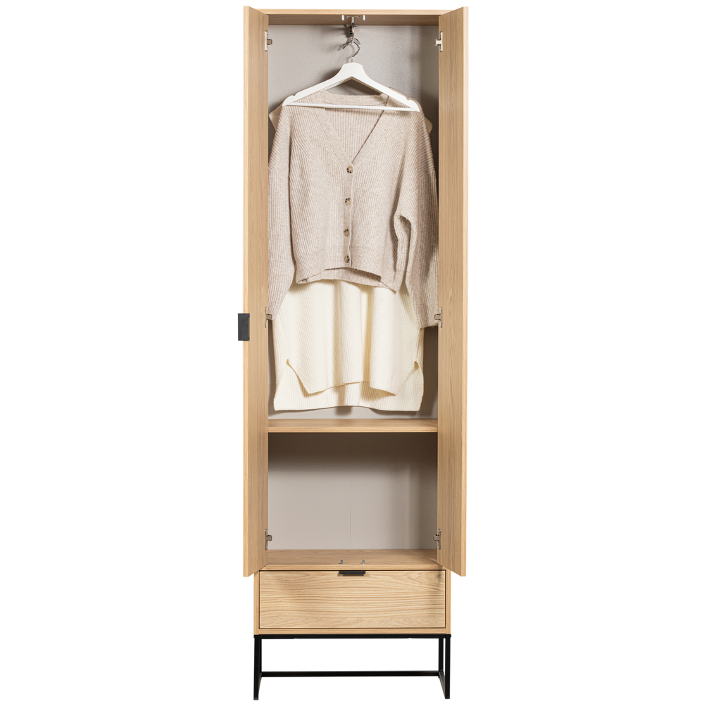 Retractable clothes rail, wardrobe accessory
