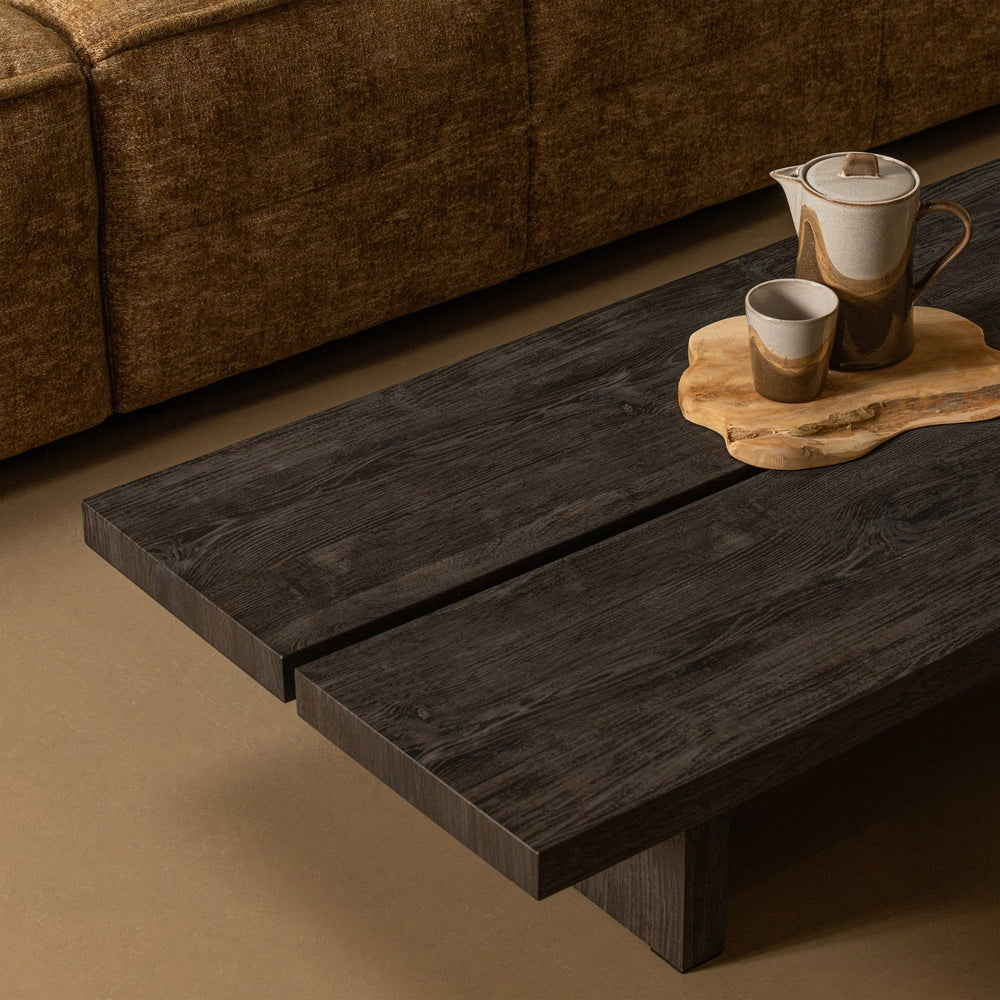 Coffee table LION