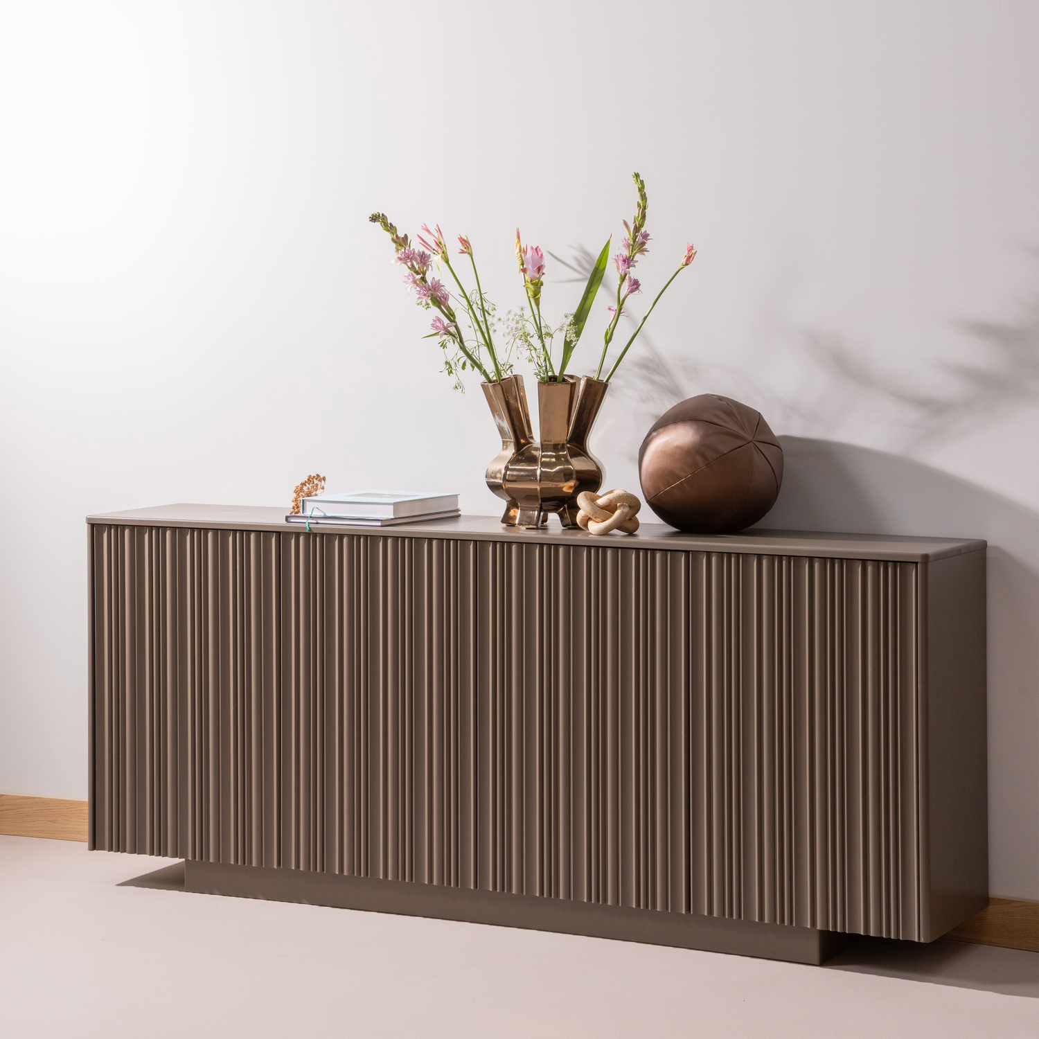 Dekoratyvinė pagalvė RODEO, metalinė vario ruda