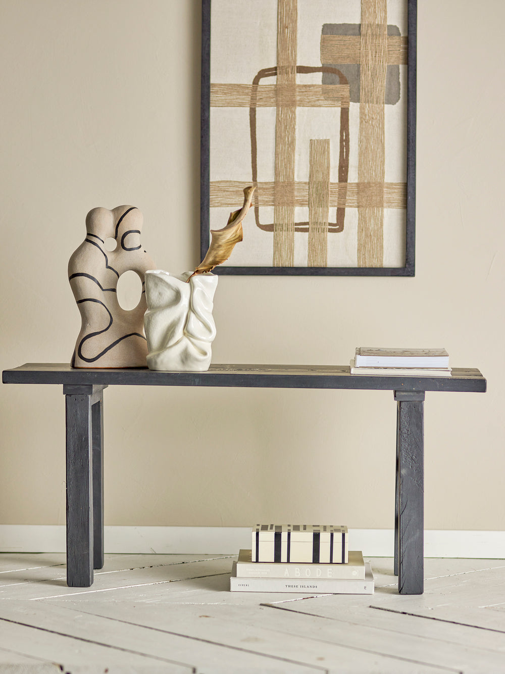 Suoliukas RIBER, juodas, perdirbta mediena