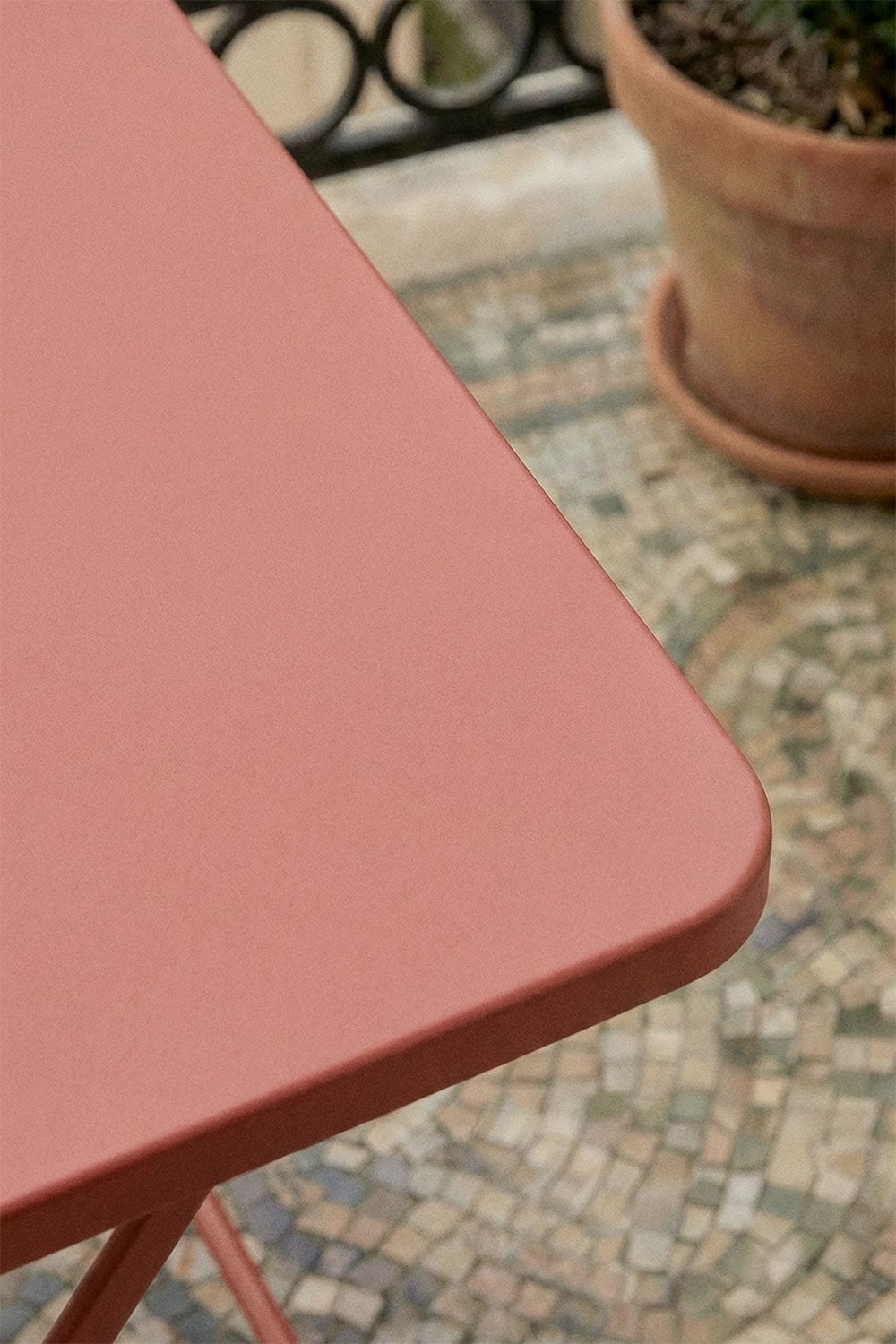 Outdoor table TAMARIT, foldable, terracotta