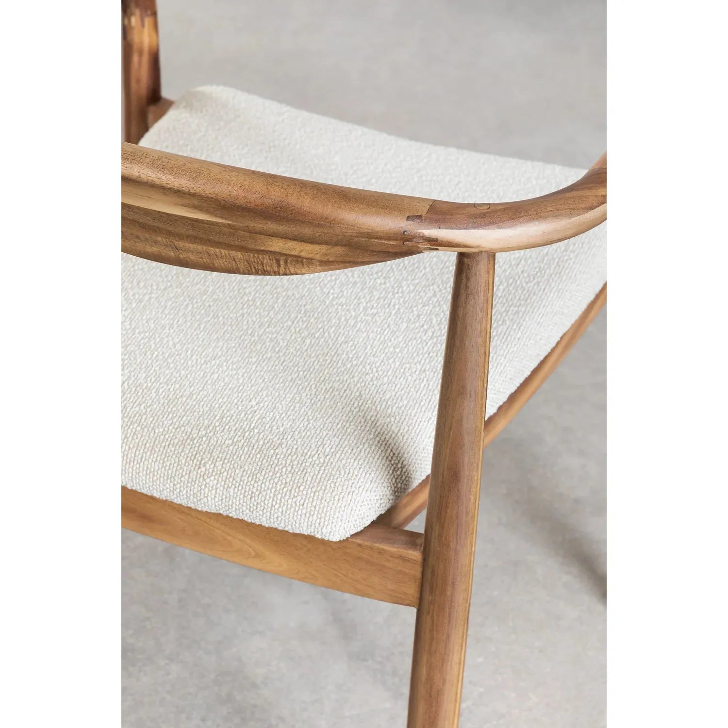 Valgomojo kėdė MALLORY, akacijos mediena, šviesiai ruda spalva
