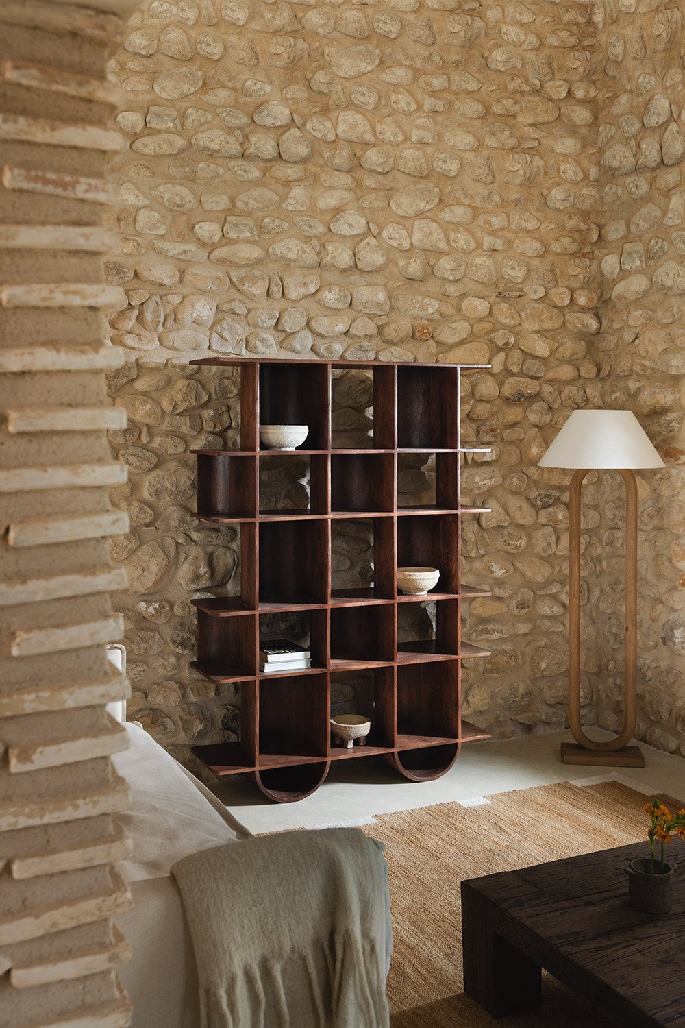 Lentyna FLIN, tamsi mediena, 180x130 cm