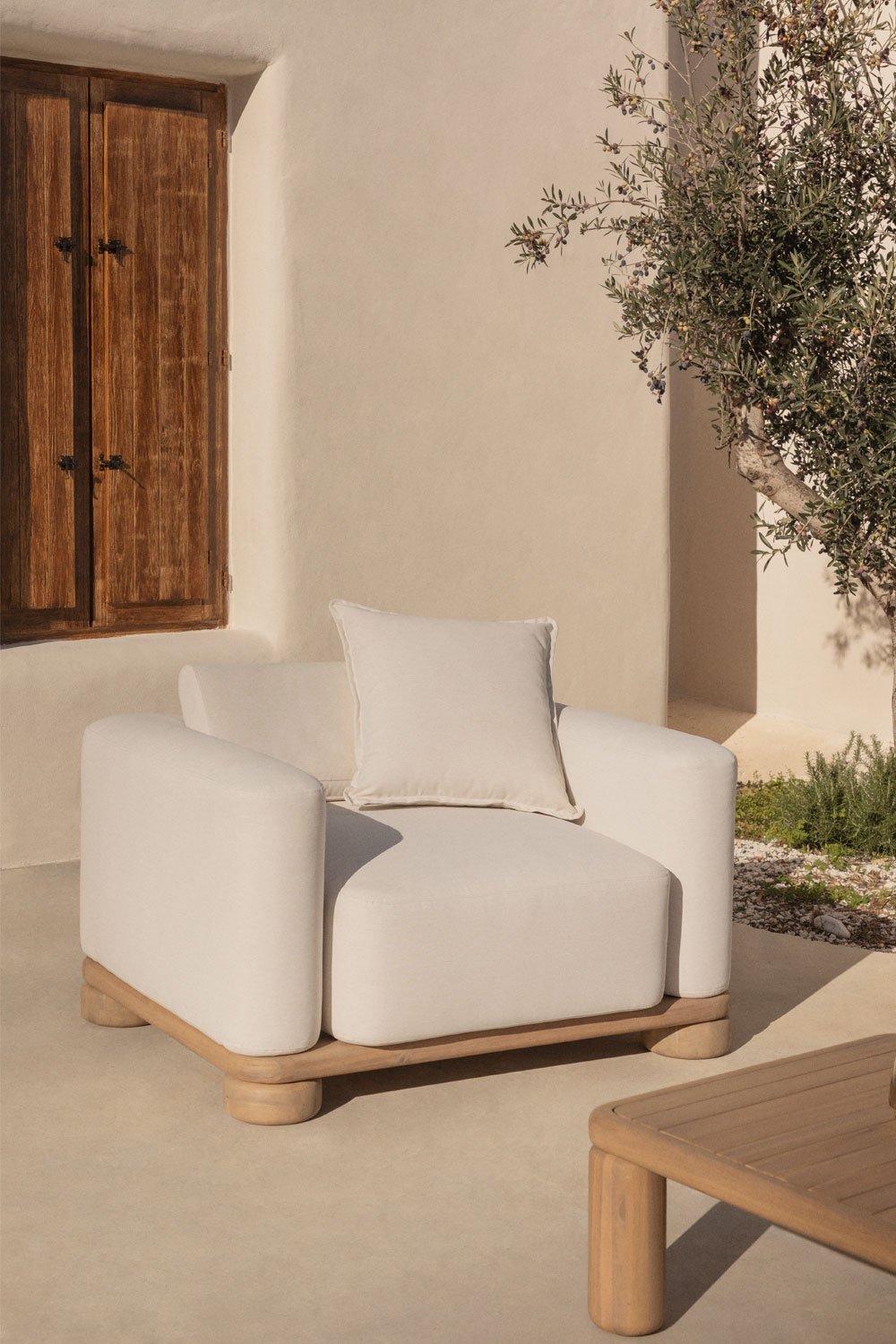 Lauko fotelis IOANIS