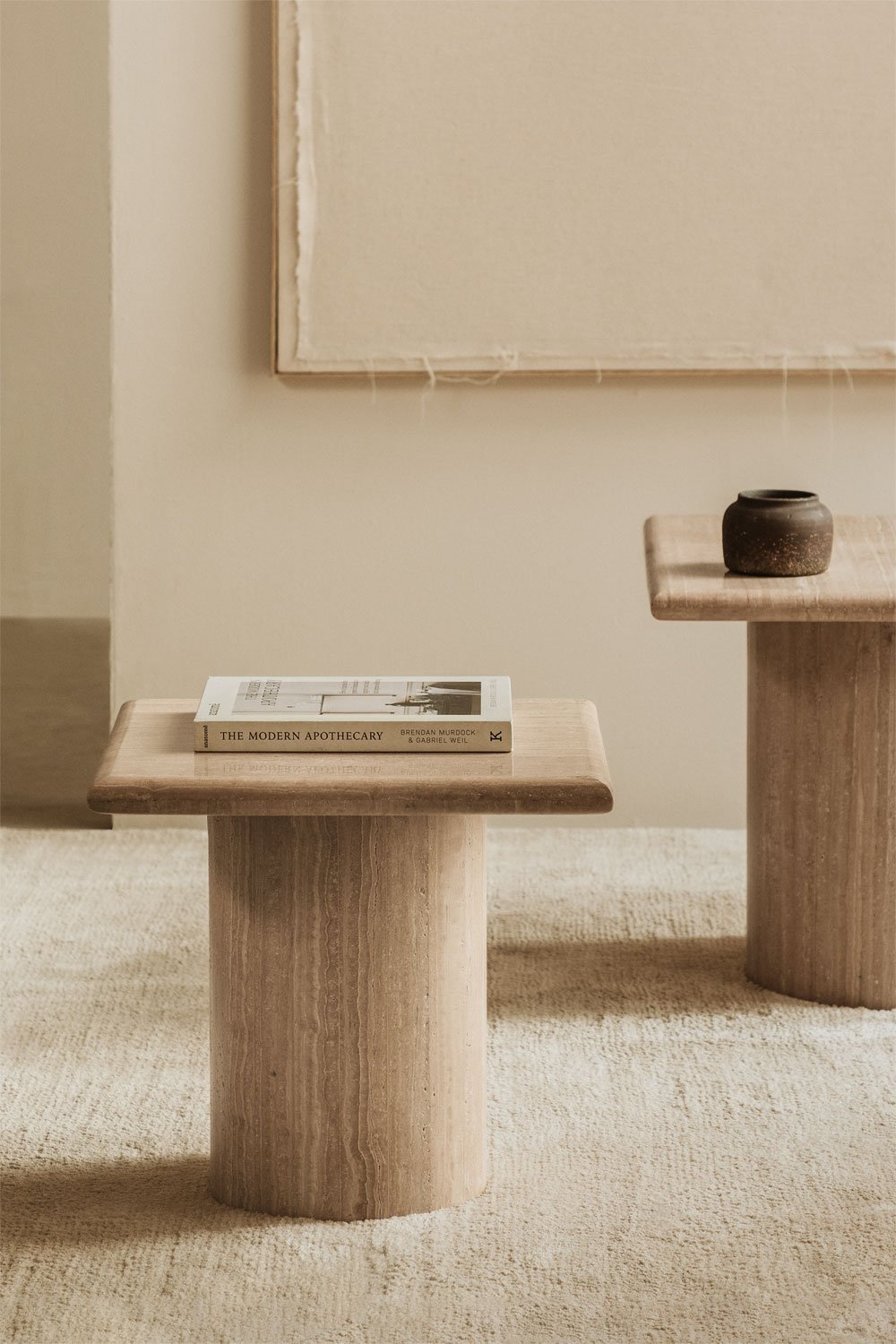 Šoninis staliukas LREILVI, travertinas