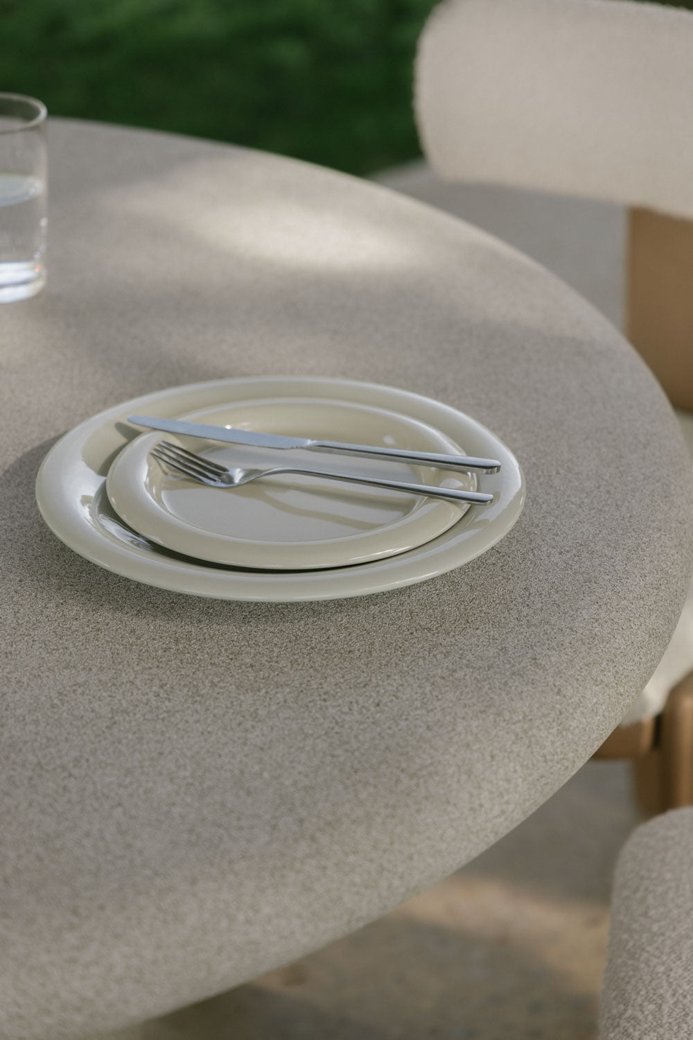 Outdoor table ROZO, grey sand