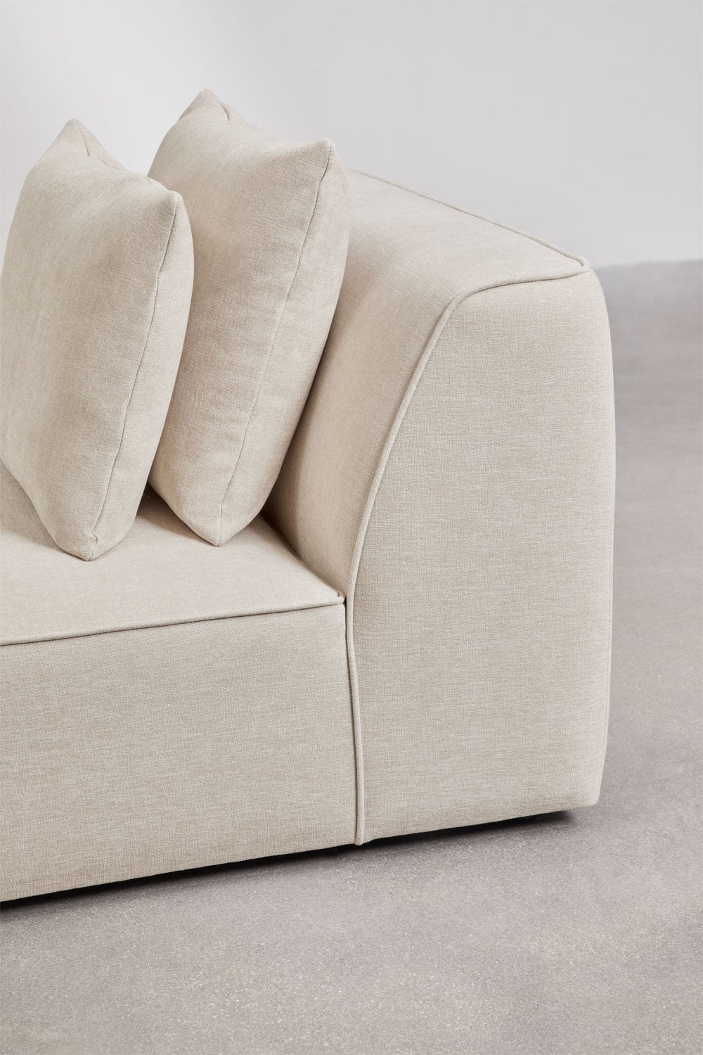 Modulinė sofa DZORELA moderniame svetainės interjere
