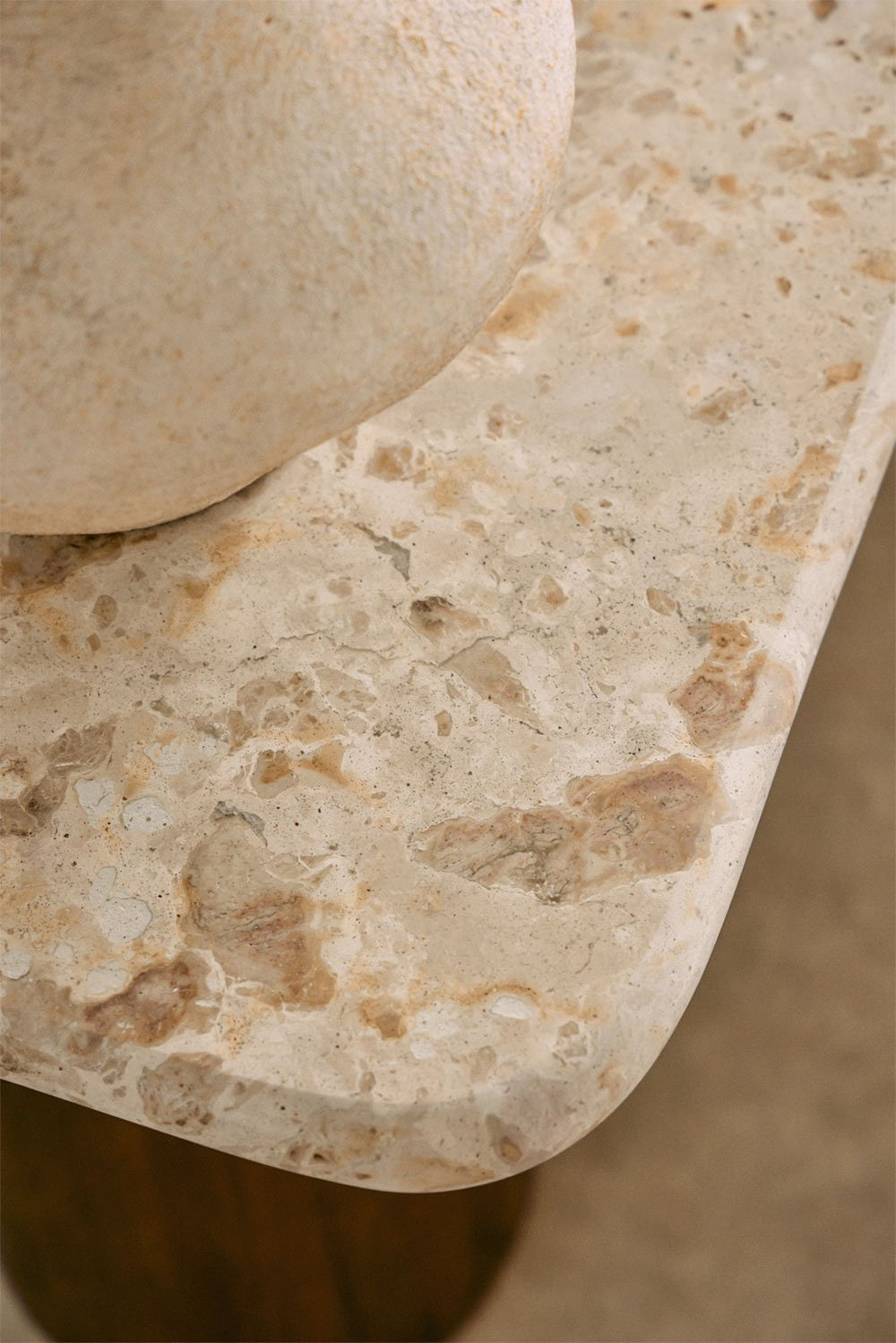 Naktinis staliukas KELAUNO vaizdas iš šono