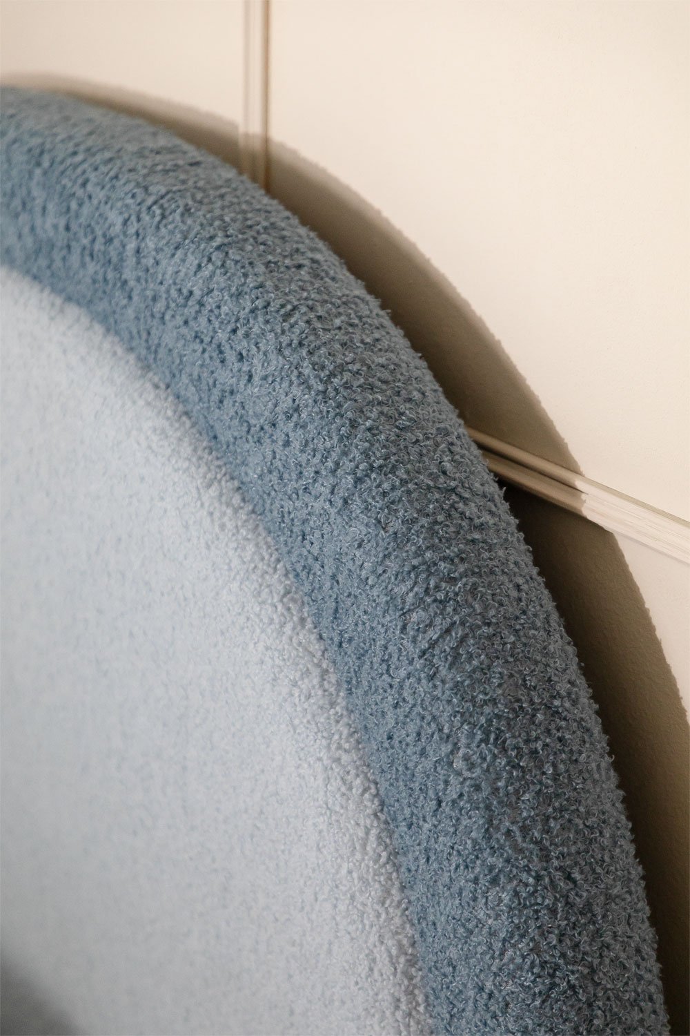 Stilinga Lova KELWA su poliesteriu | namuideja.lt | miegamojo lova