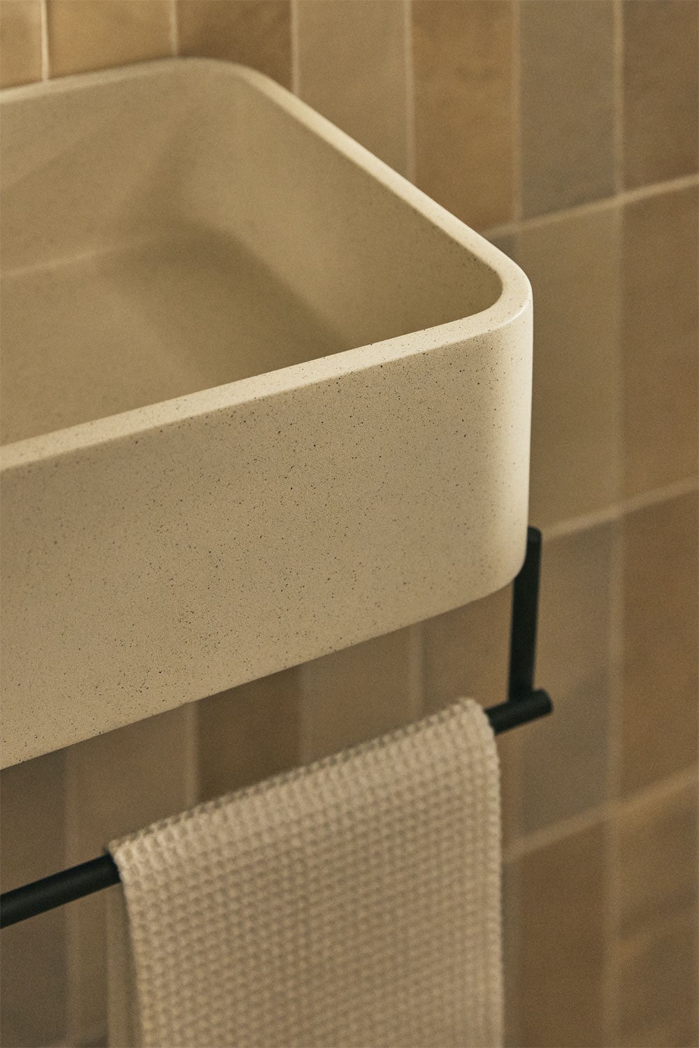 Rectangular basin MAROIRO 40x30 cm with integrated towel rail, concrete and metal
