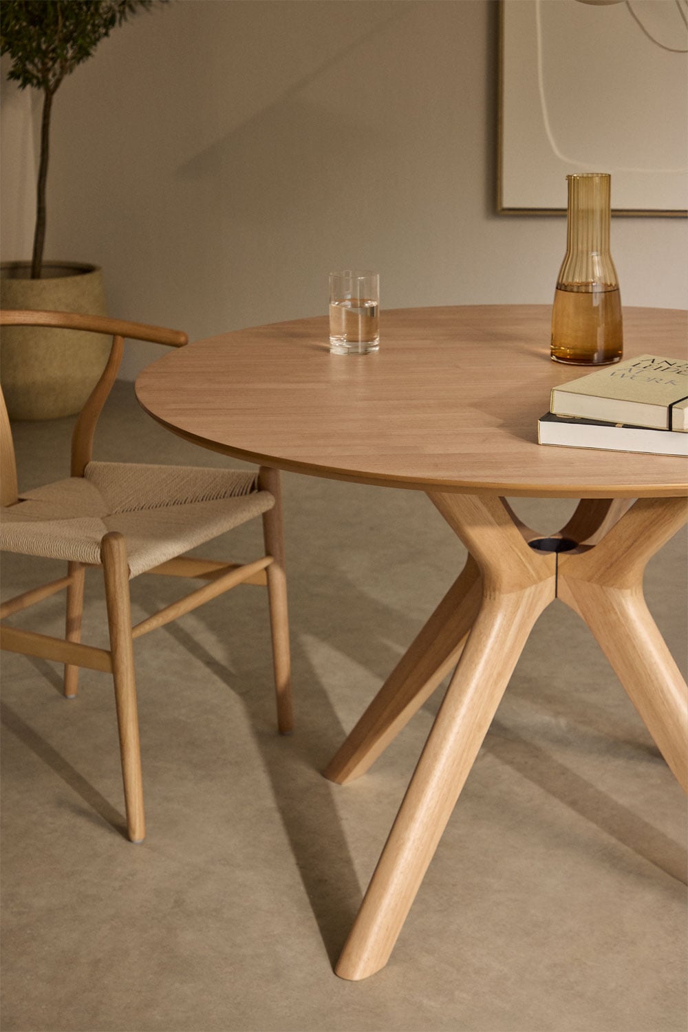 Round dining table PALOARA Ø120 cm, MDF and rubberwood veneer
