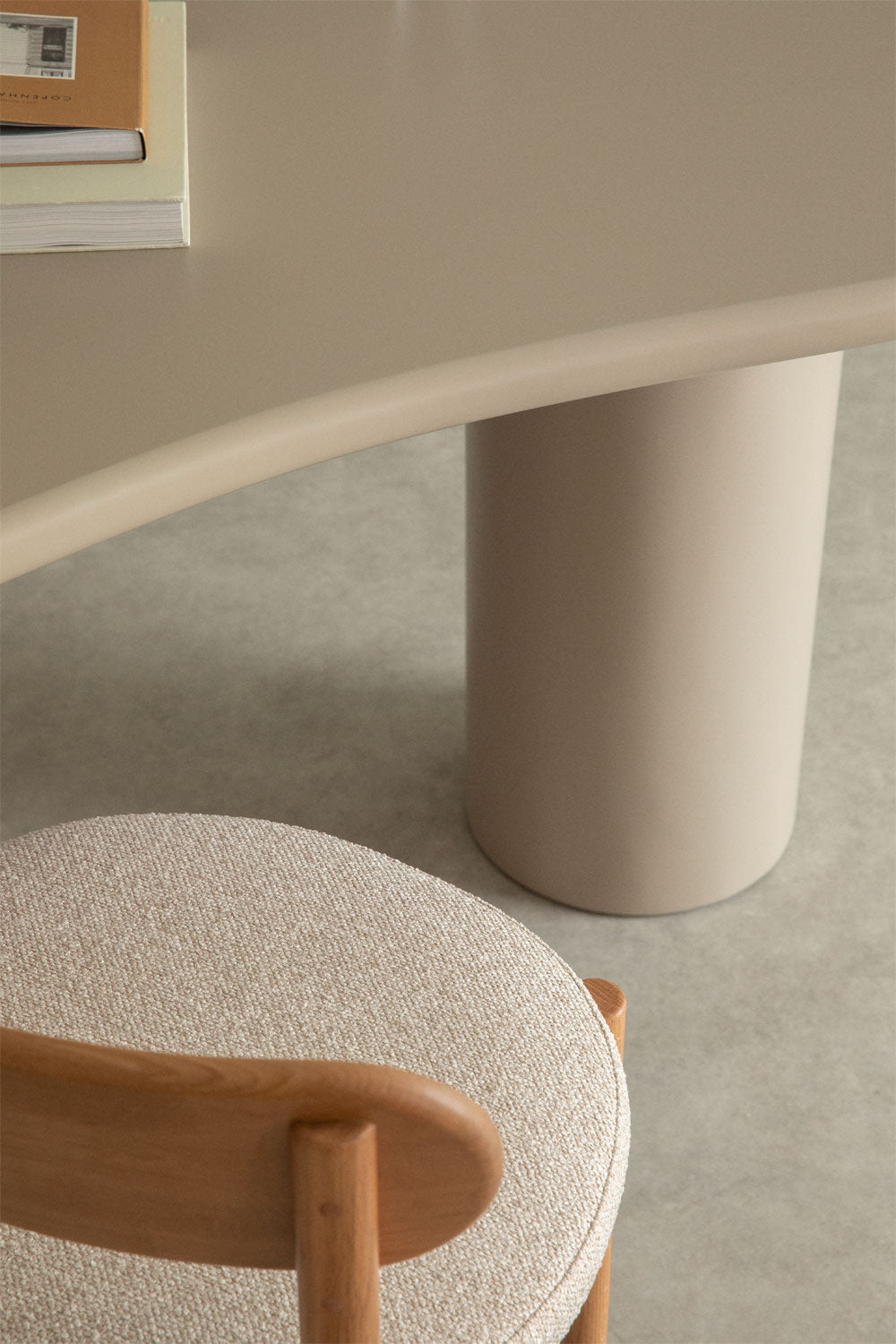 Dining table BILLIE, oval, cream