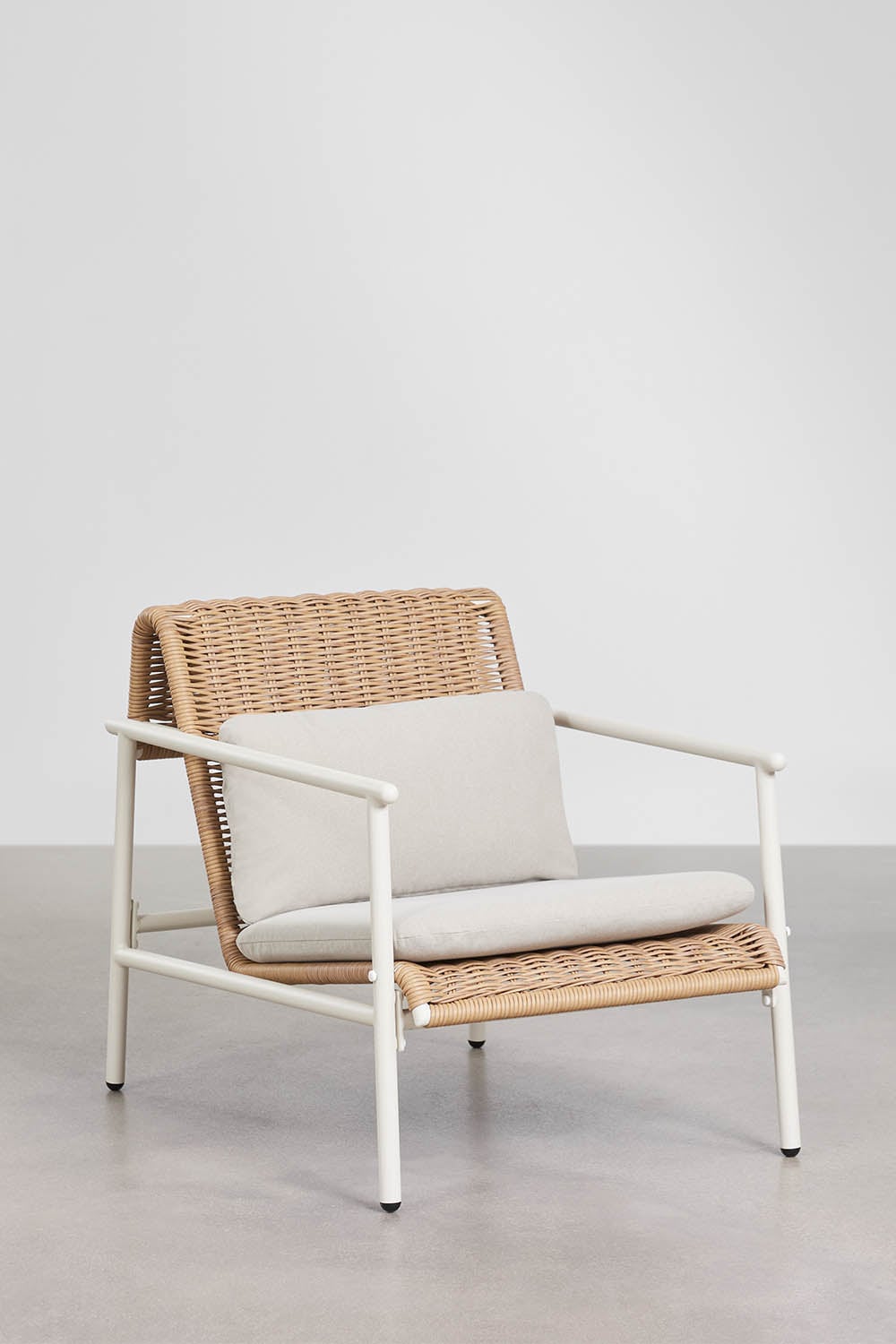 RATTAN outdoor set, armchairs and table, white