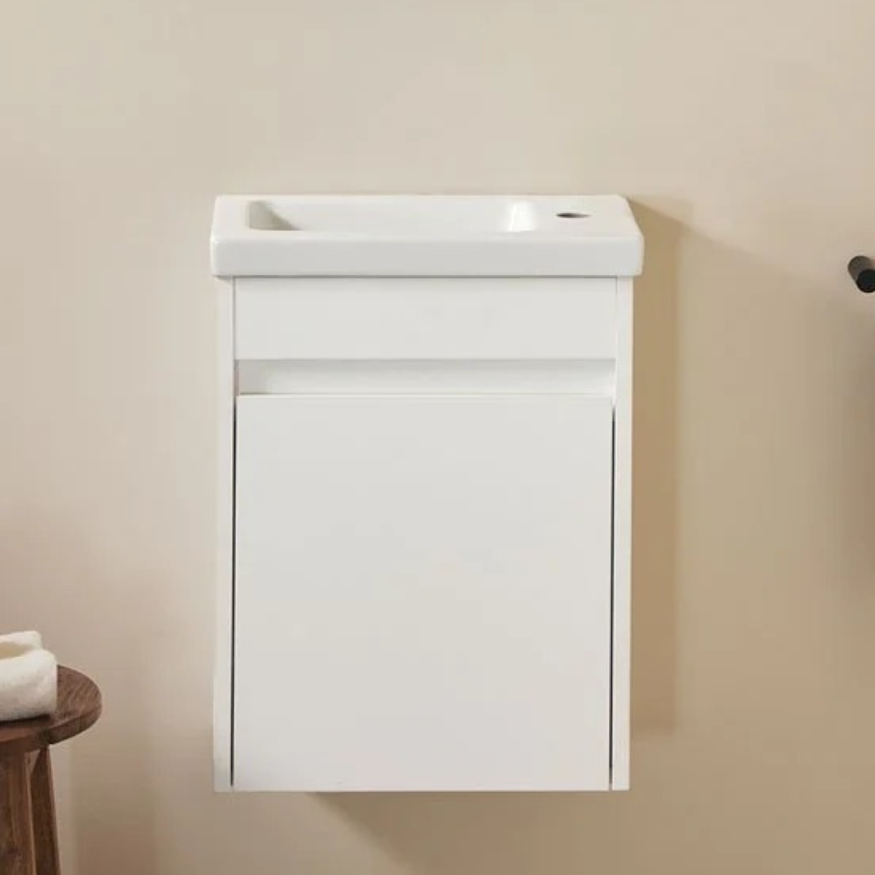 Vonios baldų komplektas VALUORA, medis