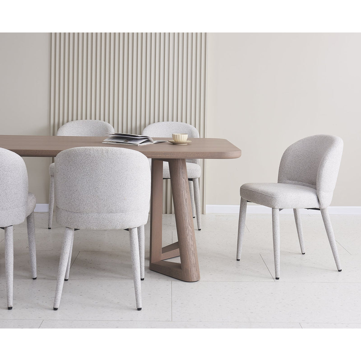 Kėdės RAGNA reguliuojamos lentynos vaizdas
