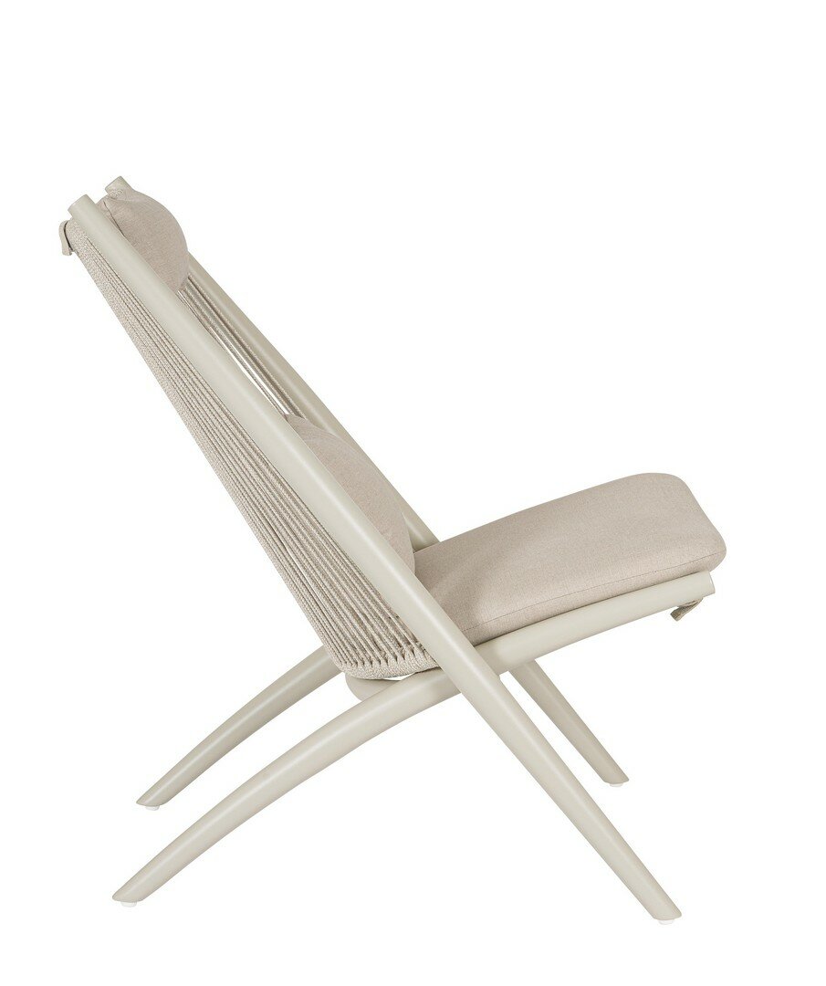 ALOHA armchair, sand, rope