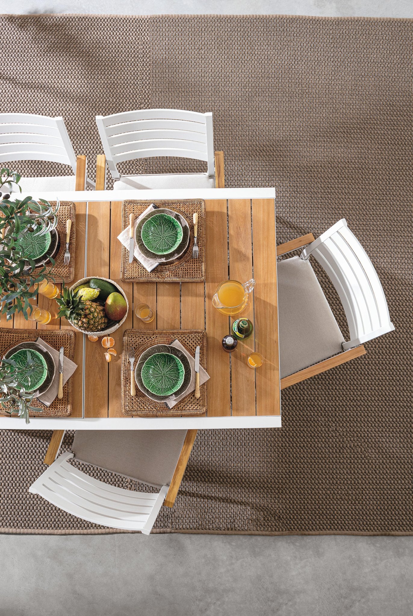 Išskleidžiamas lauko stalas BELMAR, baltas 160–240x100