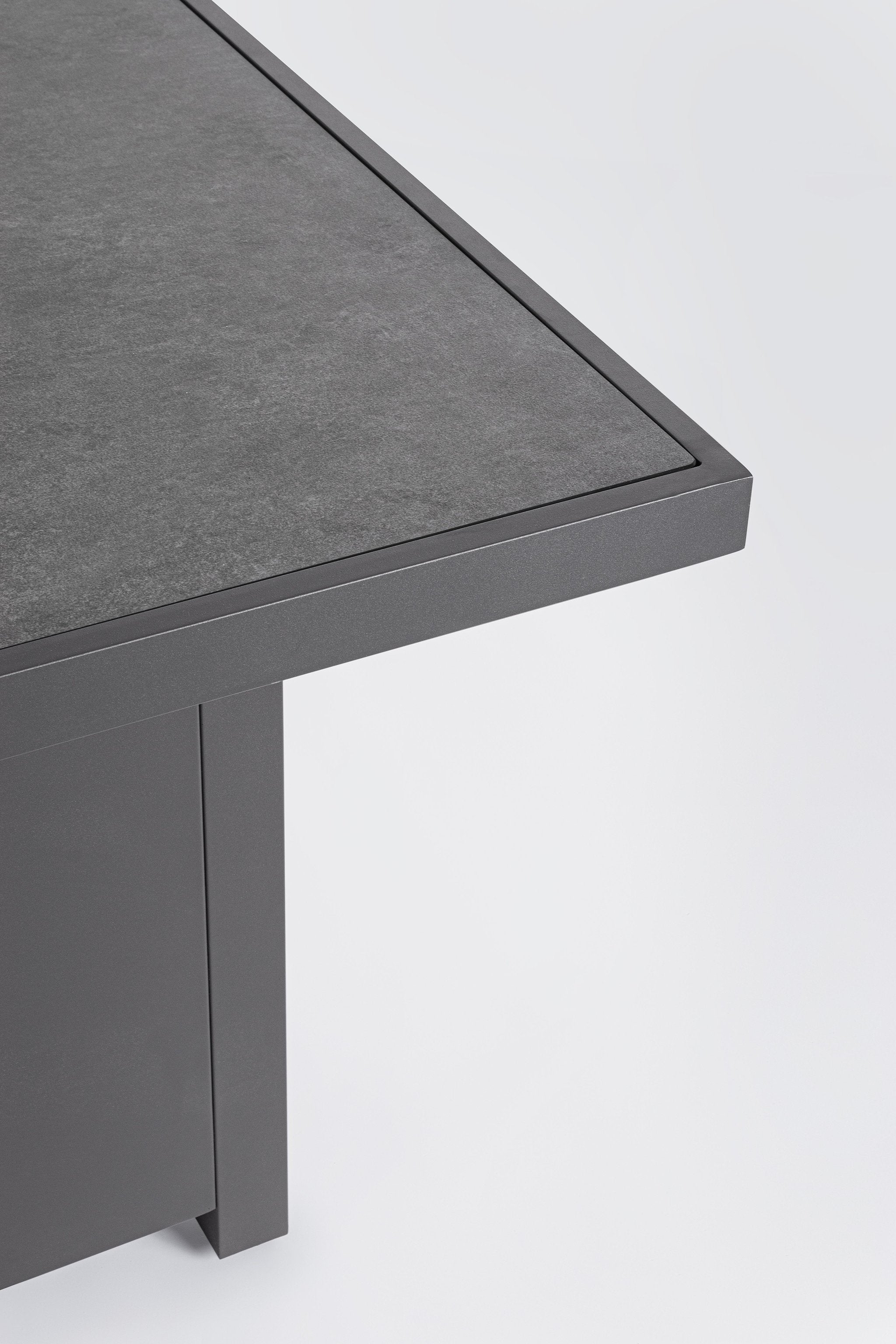 Lauko baldų komplektas HENDRIX CHARCOAL, 4 dalių