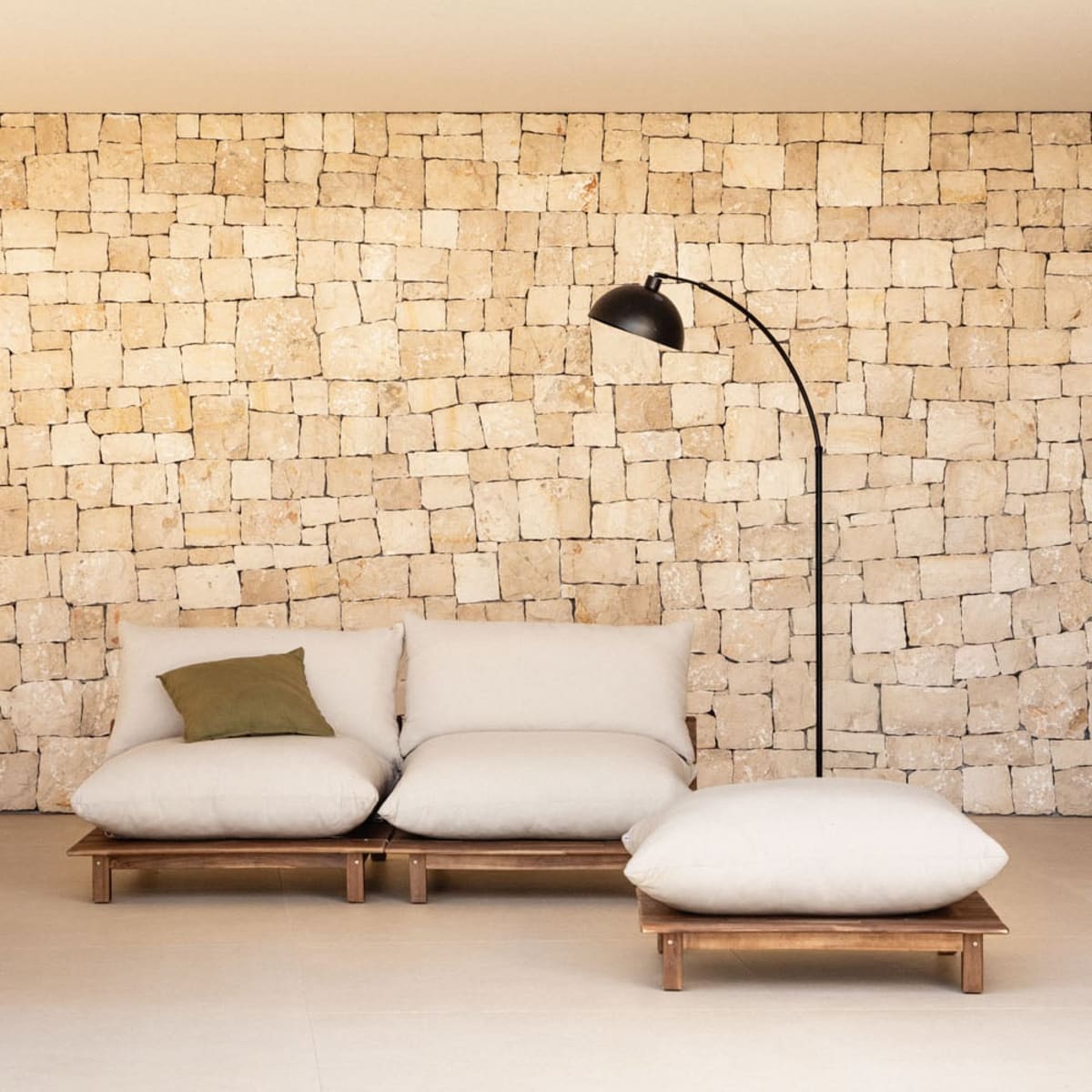 Lauko modulinė sofa ALBA su pufu, kreminė