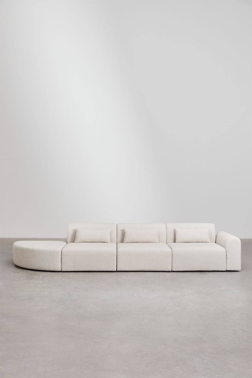 Kampinės sofos BORJANA elegantiškos linijos iš šono