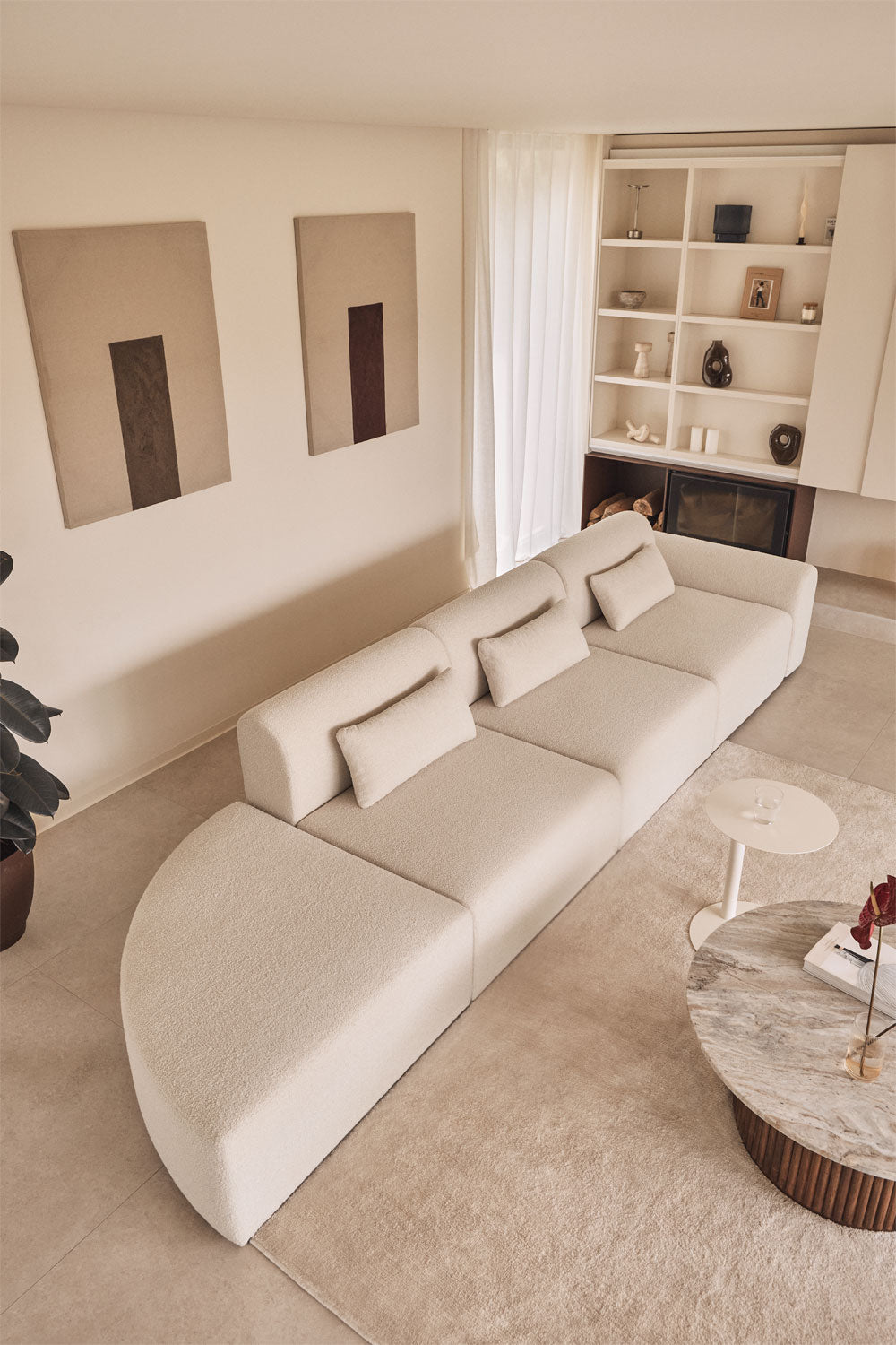 Kampinė sofa BORJANA iš priekio