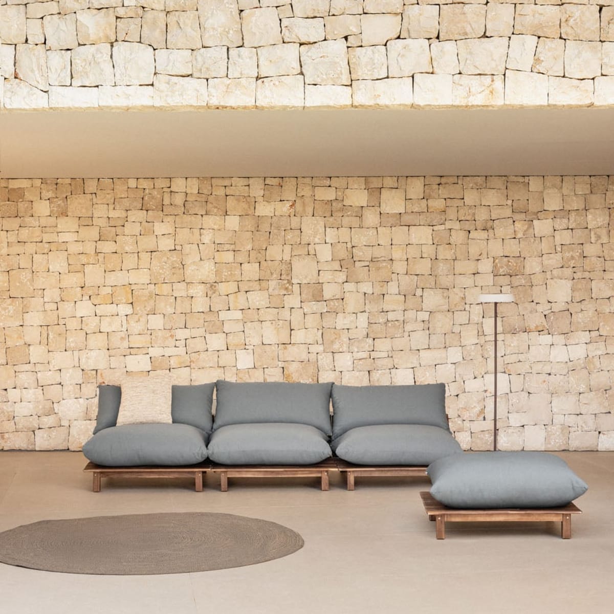 Lauko modulinė sofa ALBA su pufu, akacija, pilka