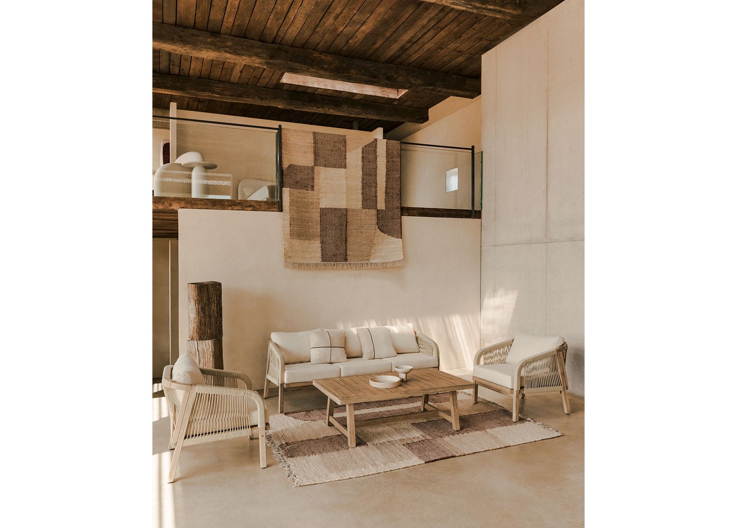 Komplektas DALLAS, sofa 3 vietų, 2 foteliai, staliukas, balta (1)