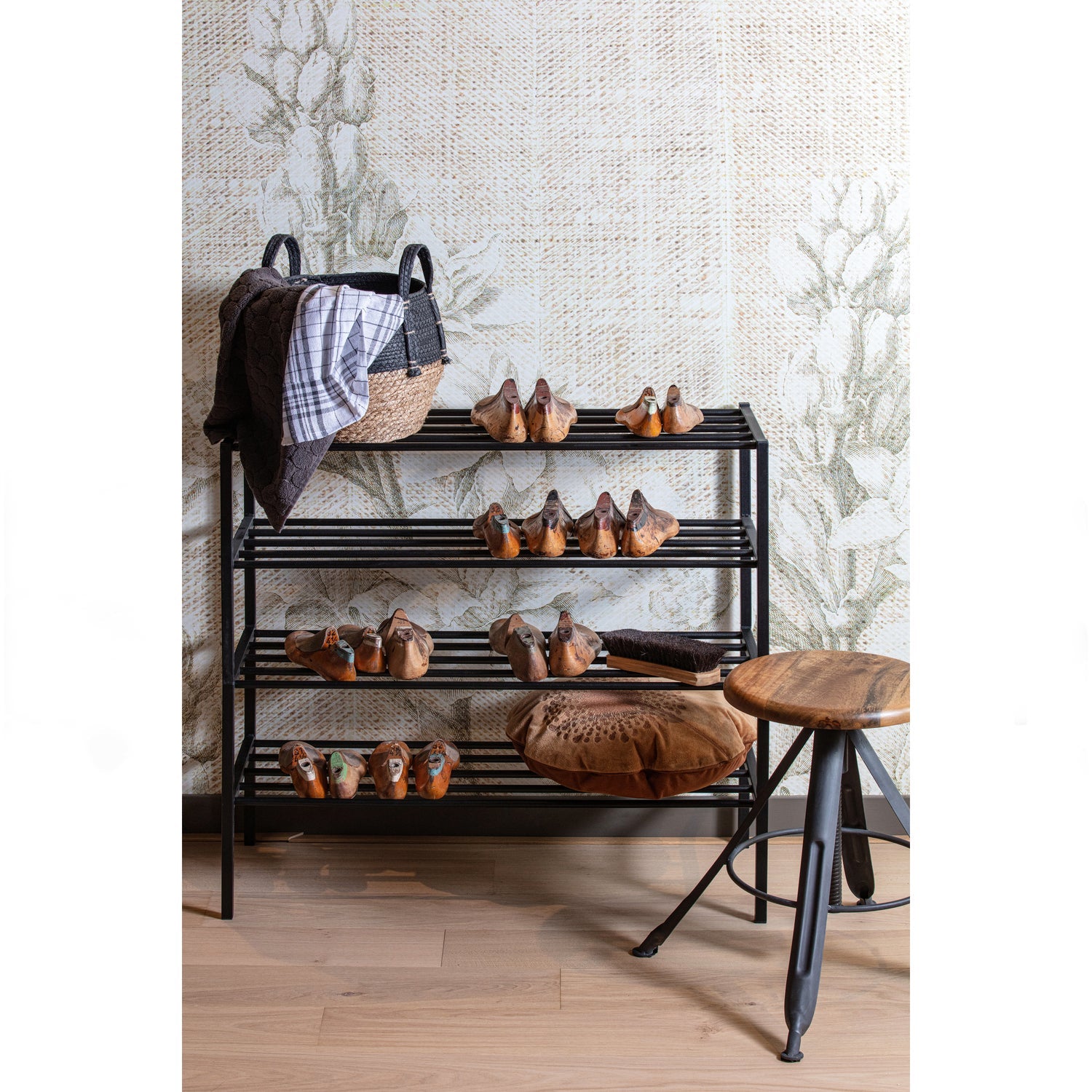 Batų lentyna FERRO, metalinė, juoda