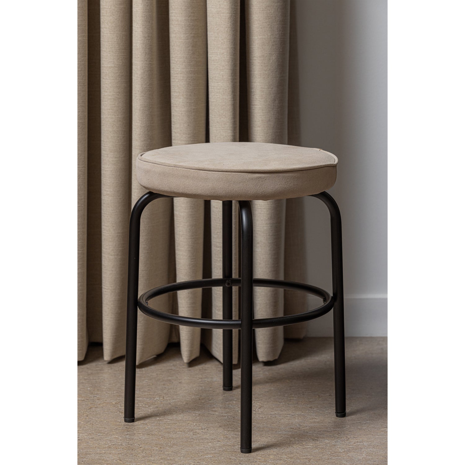 TRIS STOOL WITH LEATHER TOP SAND