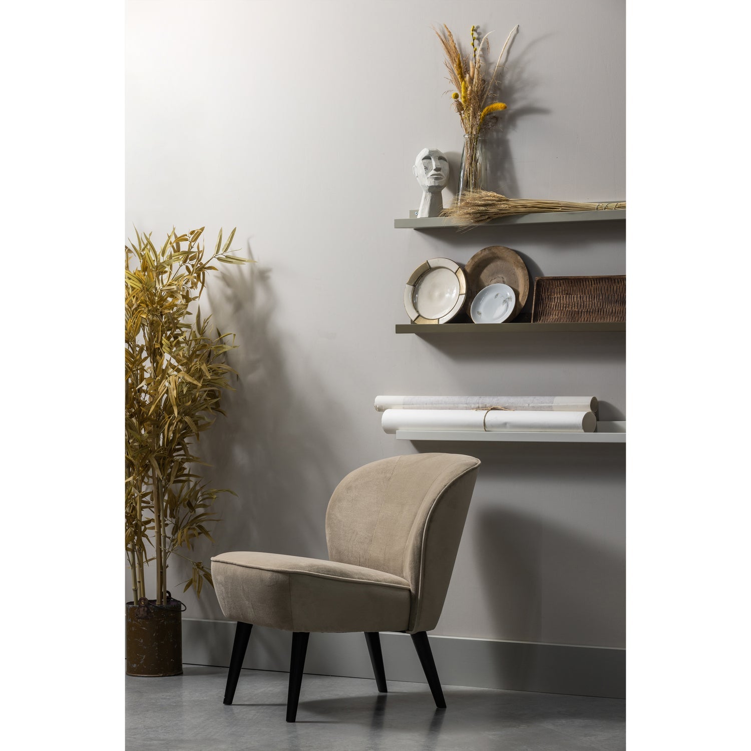TRIS STOOL WITH LEATHER TOP SAND