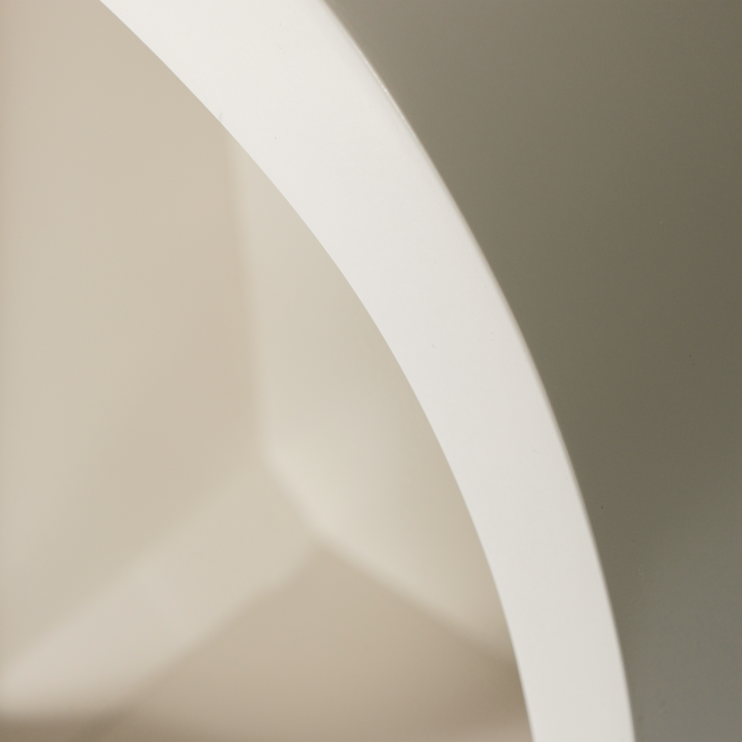 Dekoracija sieninė NOAM, pusapvalė, eukalipto medis, dulkėta pilka