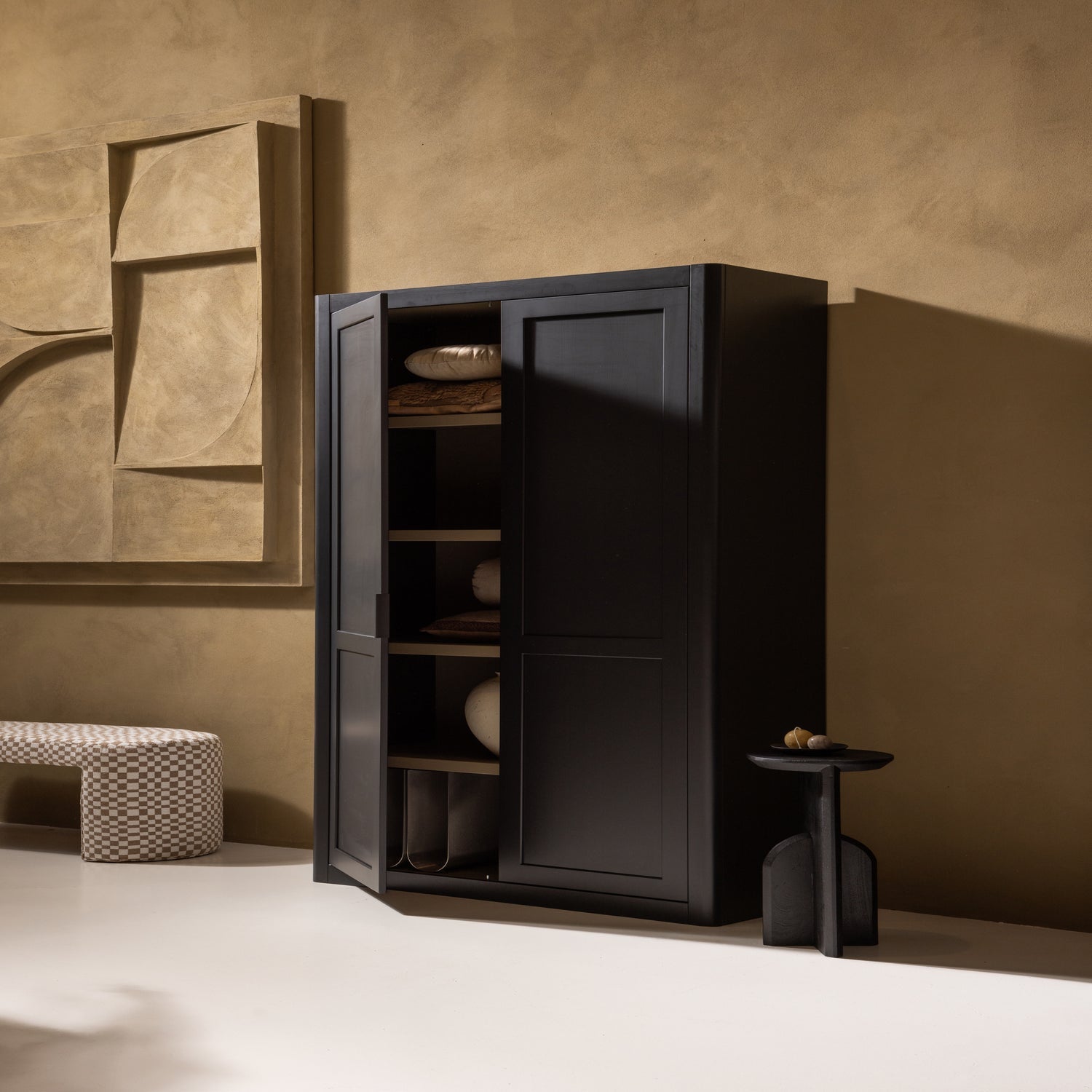 GUNNAR STORAGE CABINET PINE MATTE BLACK/MUD [fsc]