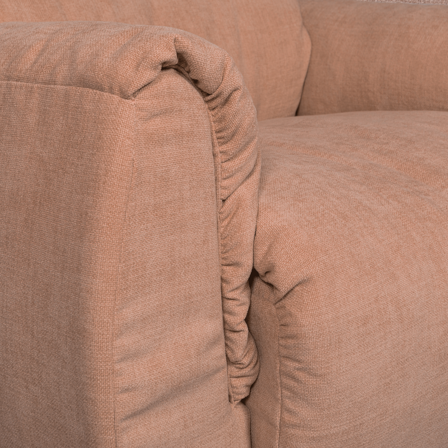 Supamas fotelis BAGGY, austo šenilo audinys, sena rožinė spalva