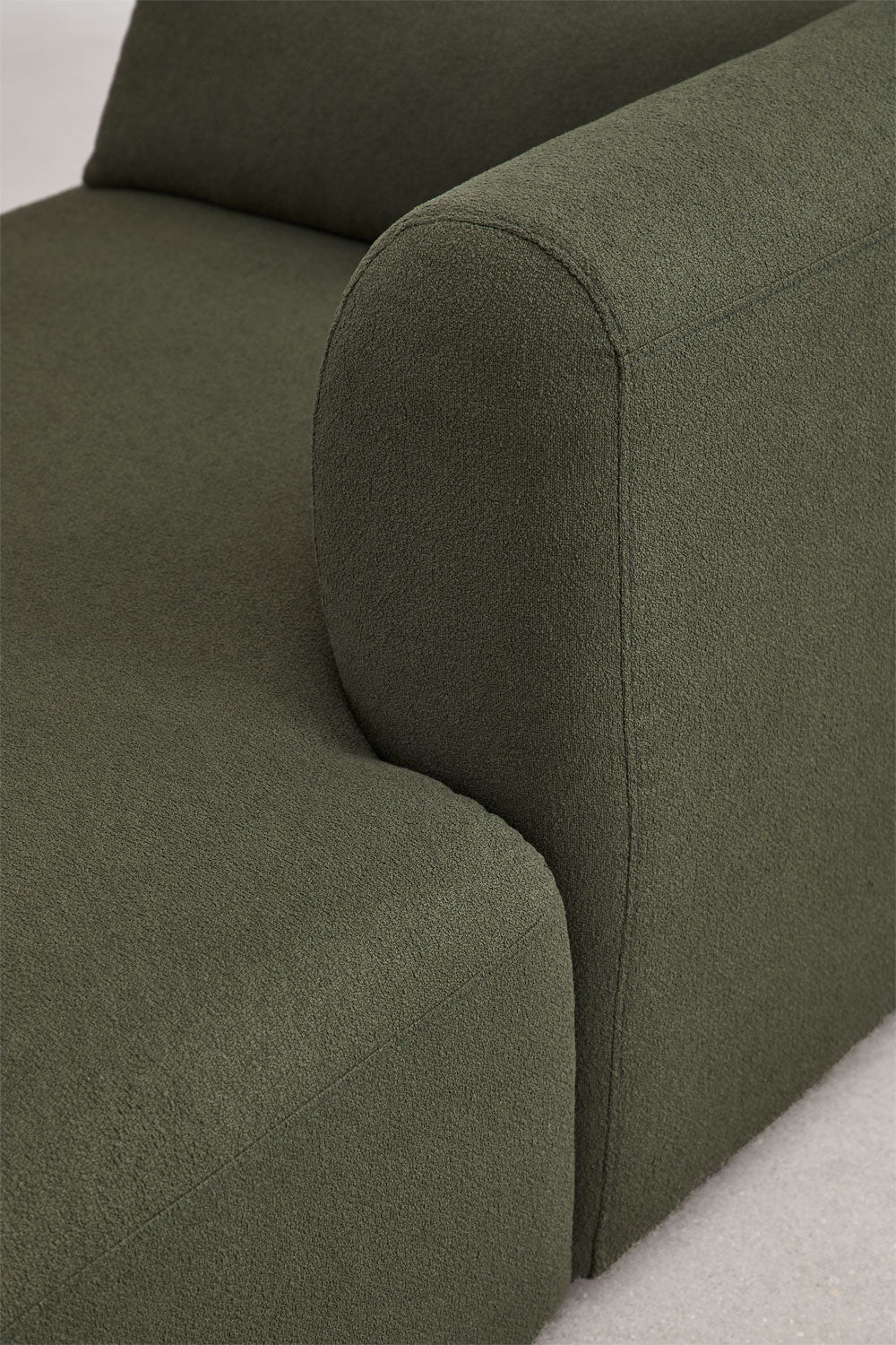 Kampinė sofa FOGLERA – atspalvio detalė