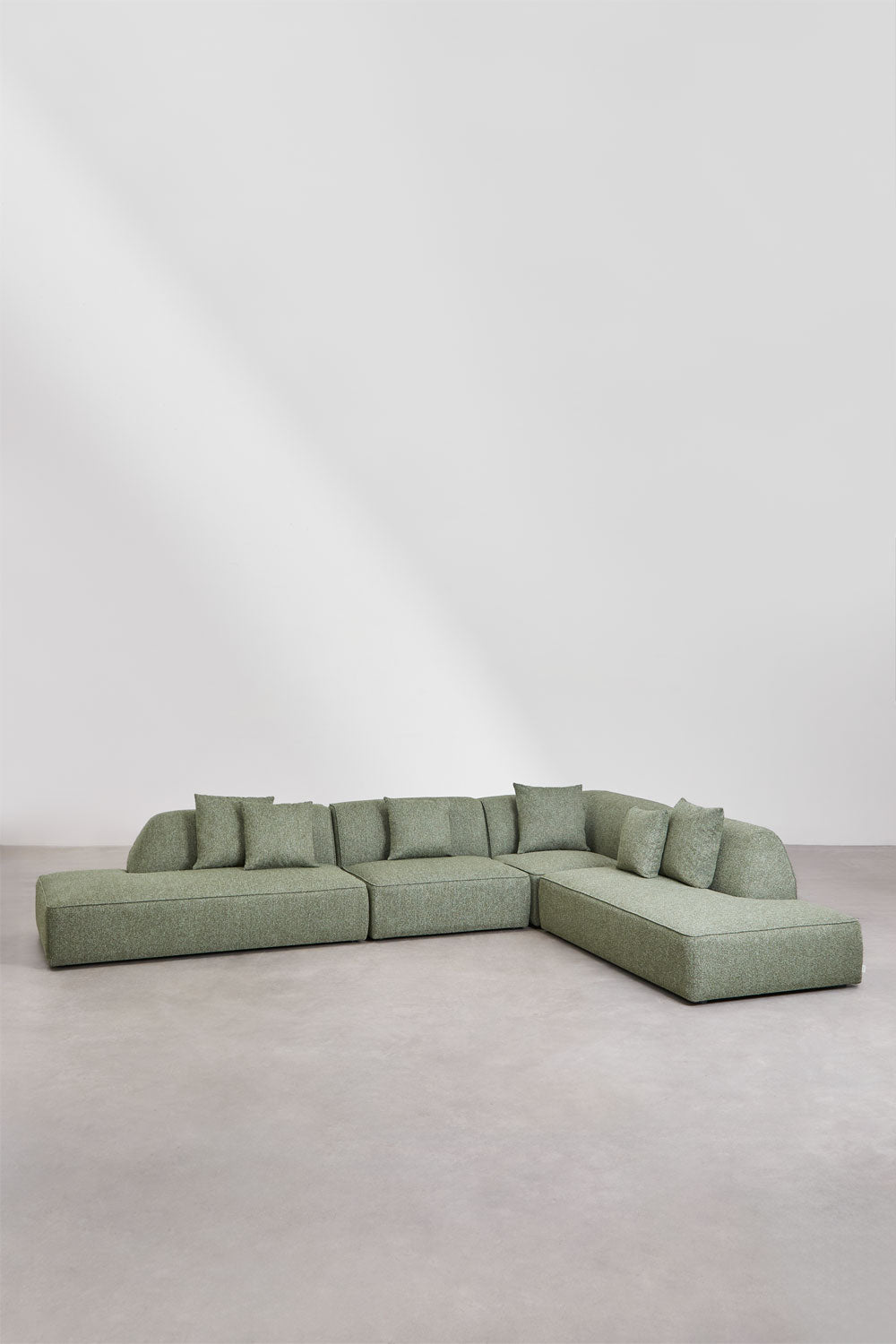 Modulinė kampinė sofa KARDENA – artimas planas