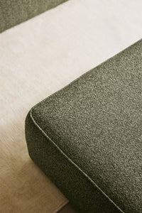 Modulinė kampinė sofa KARDENA svetainėje, bendras vaizdas
