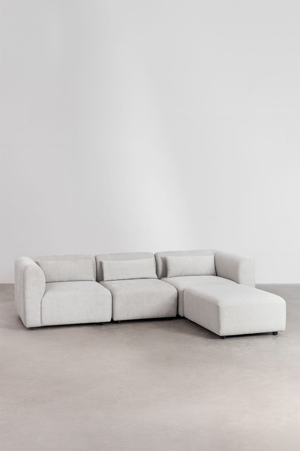 Modulinė sofa FOGLERA su pufu – artimas planas