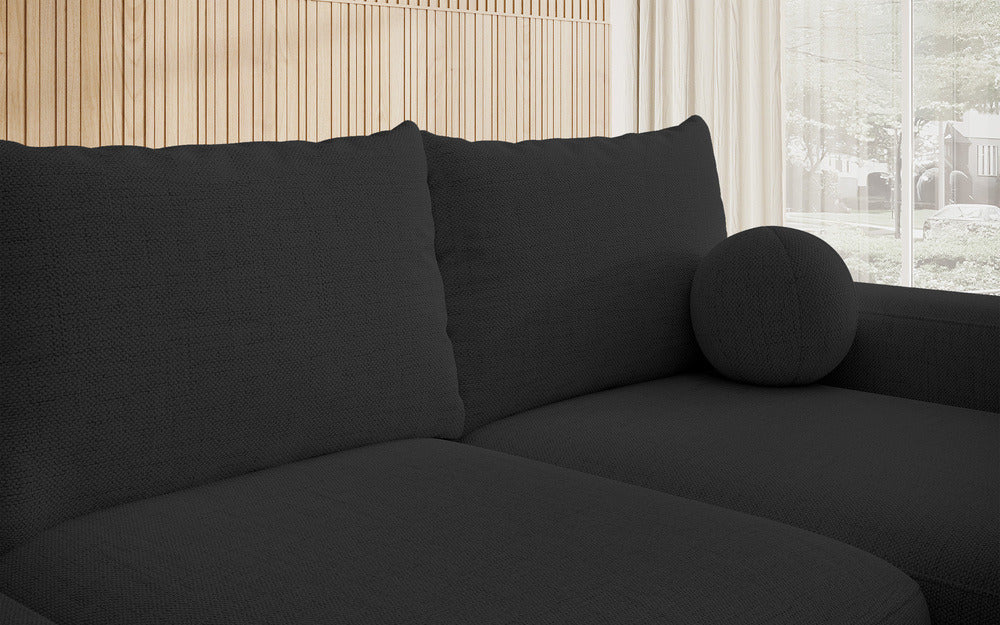 Kampinė sofa LIVA, juoda šenilas, su kamuoliuku, Moly 99