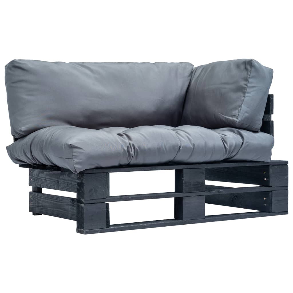 Sodo sofa iš palečių su pilkomis pagalvėlėmis, pušies mediena