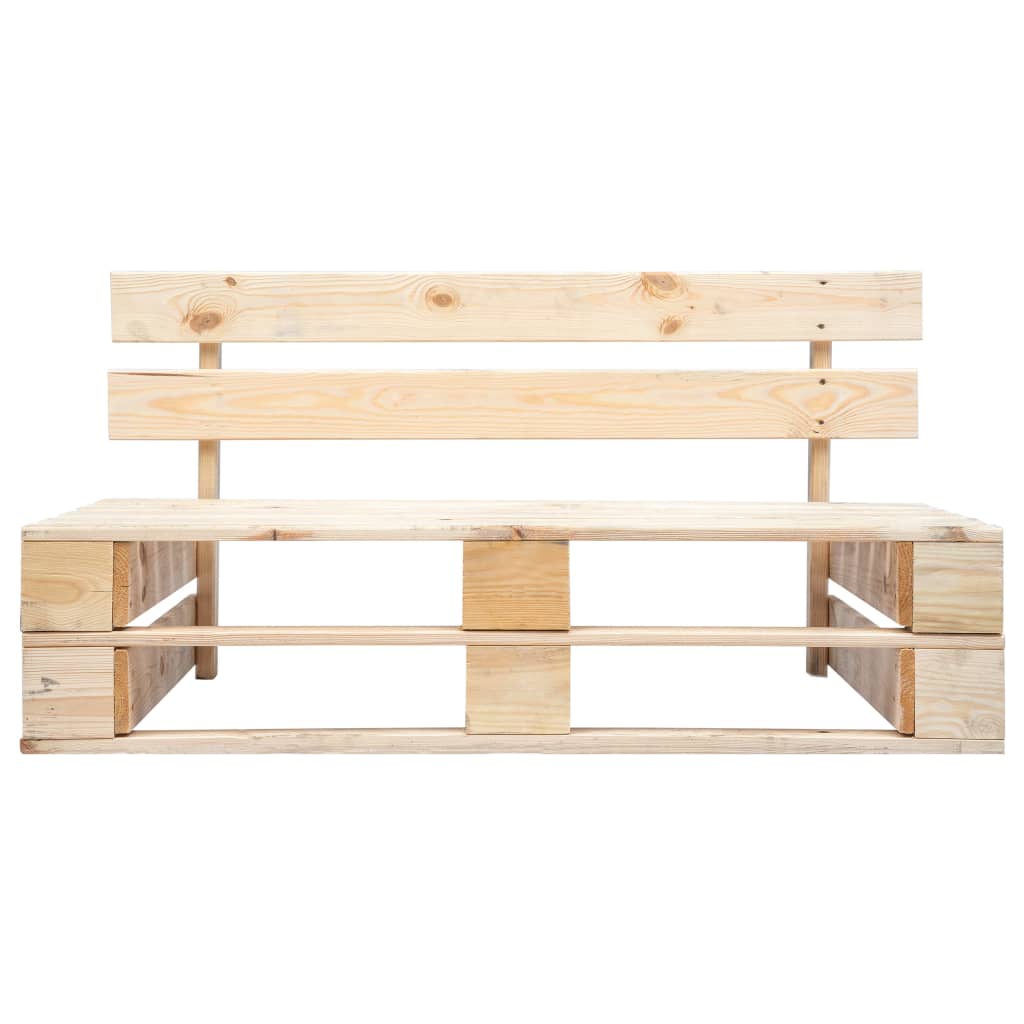 Sodo sofa iš palečių su raudonomis pagalvėlėmis, pušies mediena