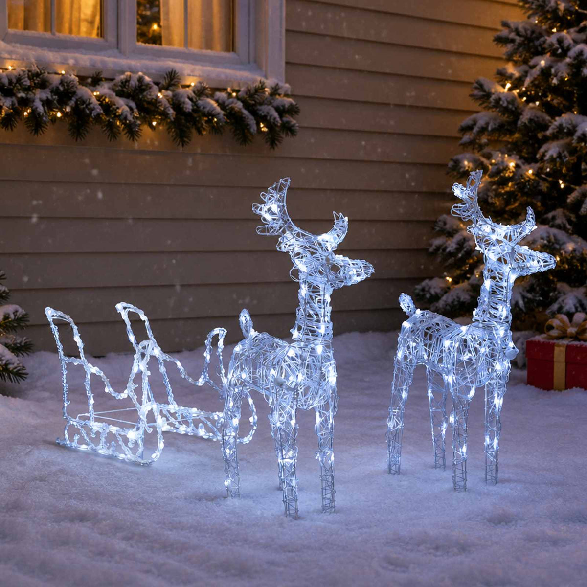 Kalėdų dekoracija elniai ir rogės MAGIC, akrilas, 160 LED lempučių