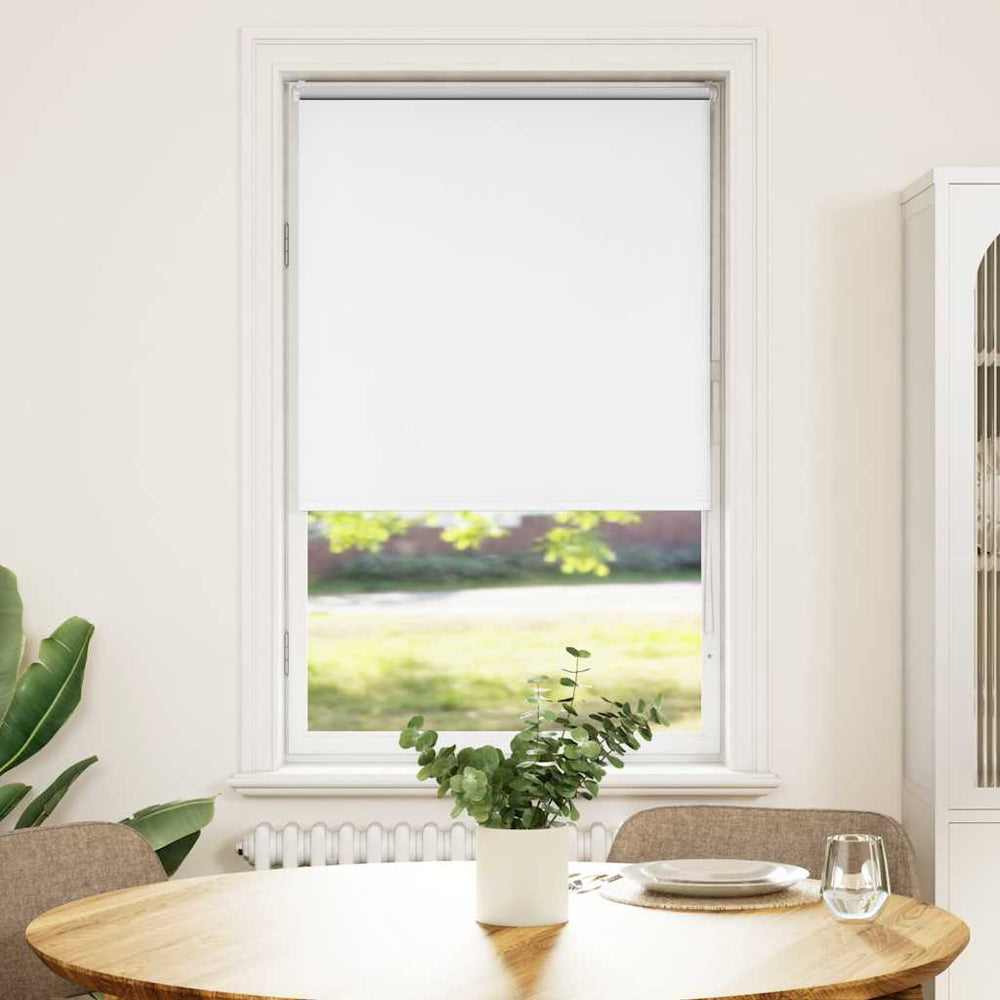 Naktinis roletas baltos spalvos 65x130 cm audinio plotis 60,7cm