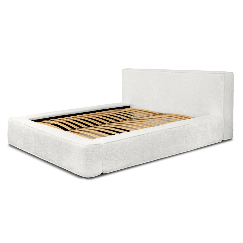 Lova BERNAND, kreminė