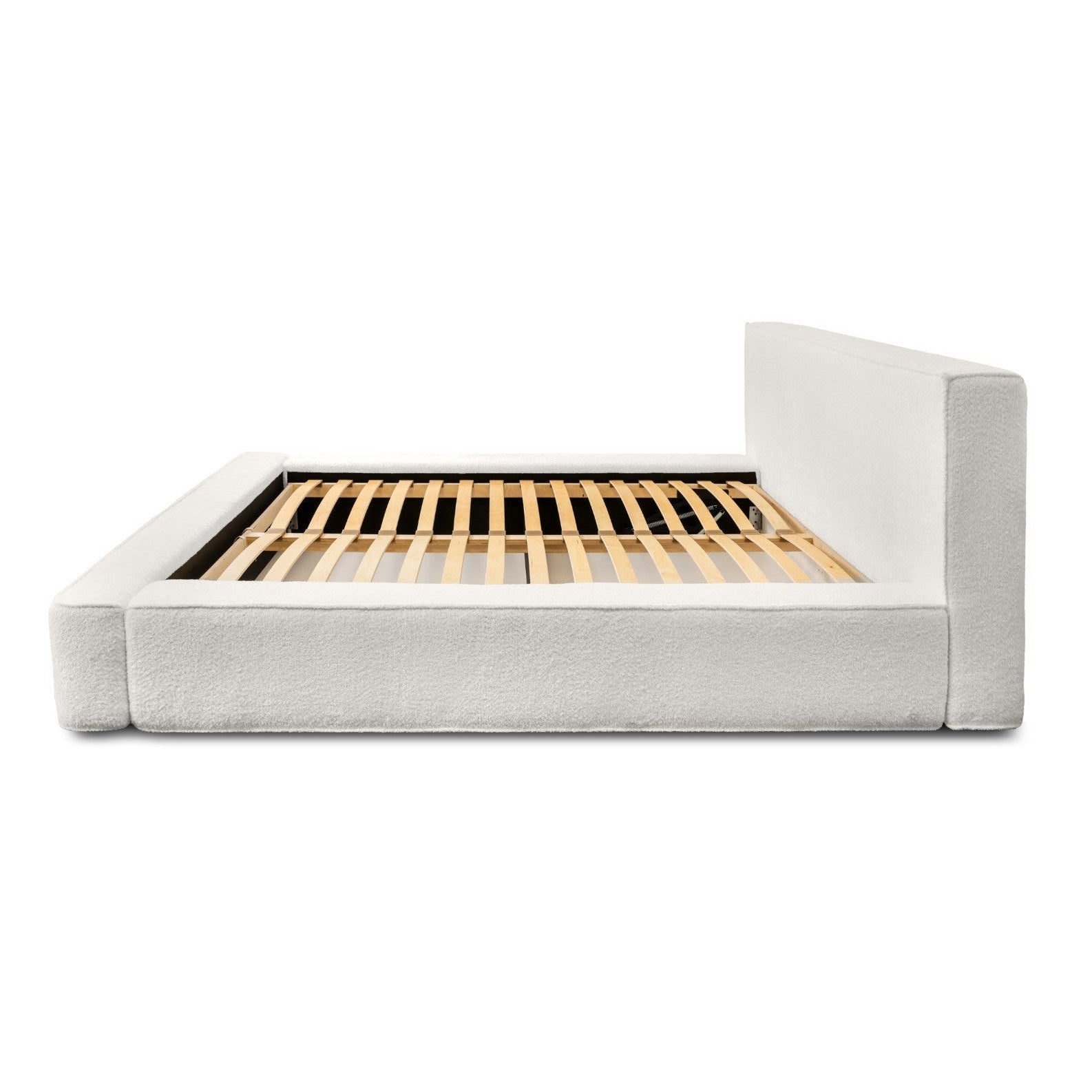 Lova BERNAND, kreminė