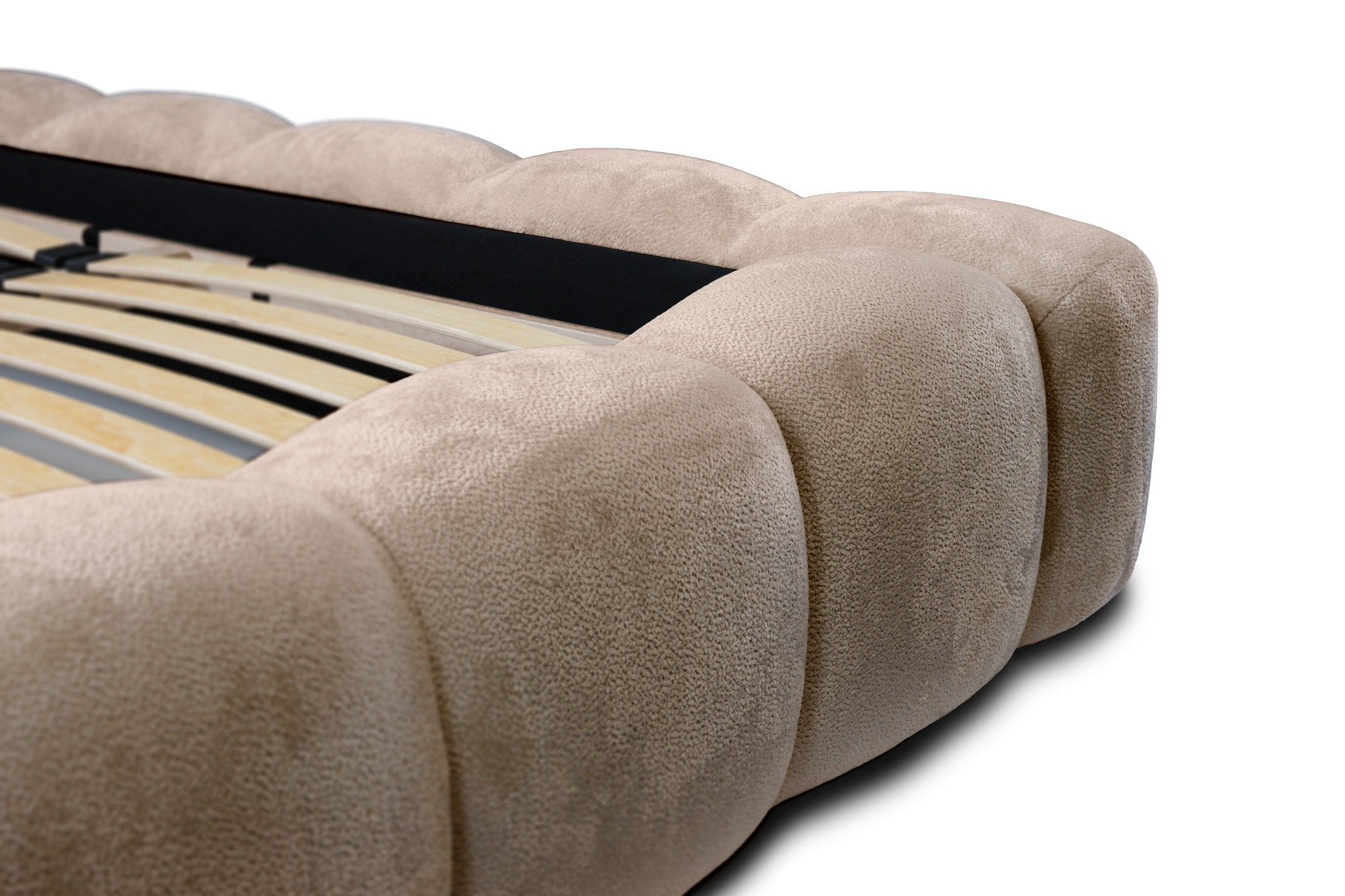 Miegamojo lova JASMIJA, šviesiai smėlio aphrodite