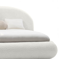 Lova rassila boucle – ergonomiška sprendimas, suteikiantis elegancijos jūsų miegamajam | namuideja.lt | lovos, miegamasis, ba