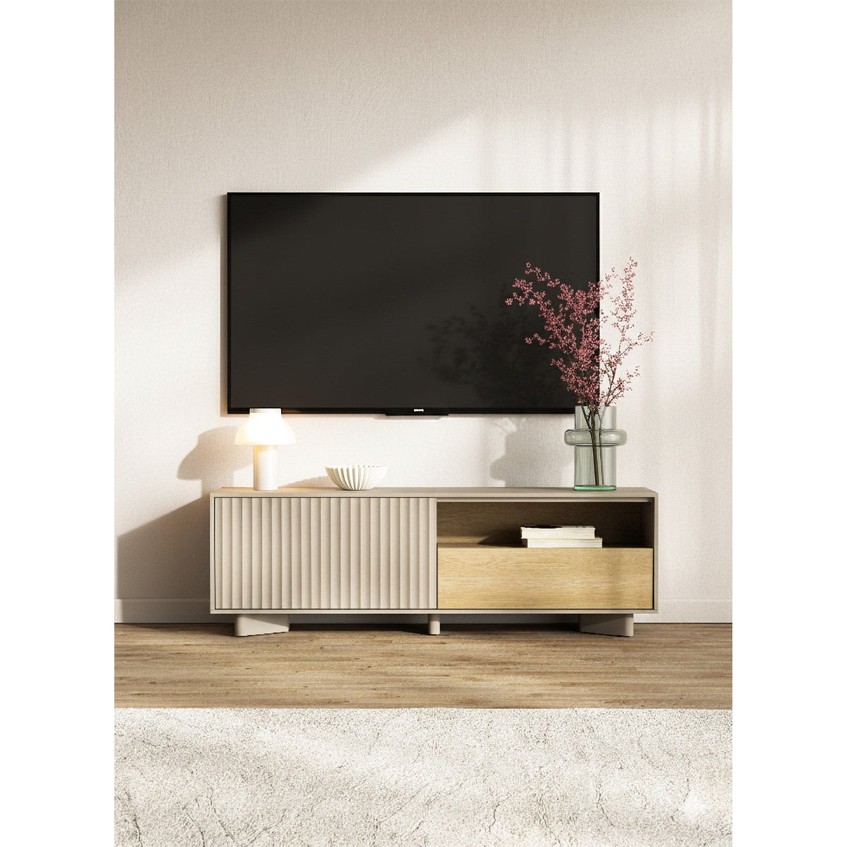 TV staliukas DISTRIA, ąžuolo, 140 cm