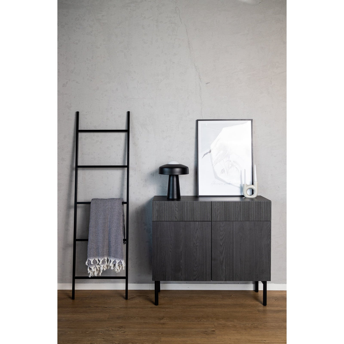 Komoda MEABH, 100 cm, juodas, uosis biuro erdvėje