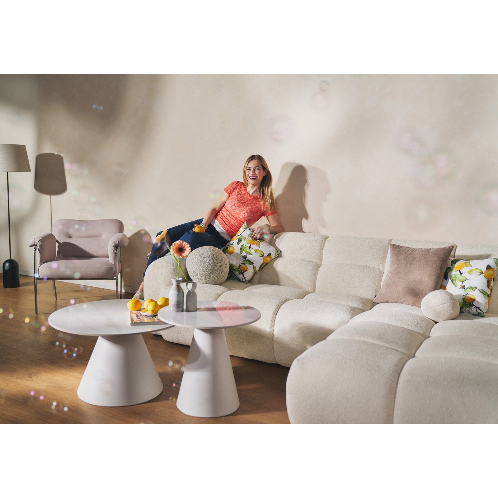 Kampinė sofa-lova VENTELLO, šviesiai smėlinė